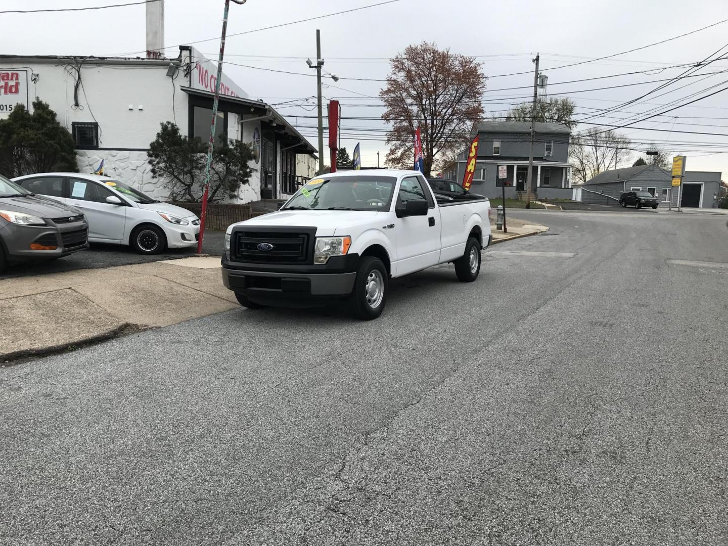2014 White /Gray Ford F-150 XL (1FTMF1CM0EK) with an 3.7L V6 DOHC 24V engine, 6-Speed Automatic transmission, located at 577 Chester Pike, Prospect Park, PA, 19076, (610) 237-1015, 39.886154, -75.302338 - 2014 Ford F150: 8 Foot Bed, new PA inspection, SUPER CLEAN, runs STRONG! This vehicle comes inspected and has been given a bumper to bumper safety check. It is very clean, reliable, and well maintained. We offer a unique pay plan that is known for being the easiest and fastest financing option in - Photo#1