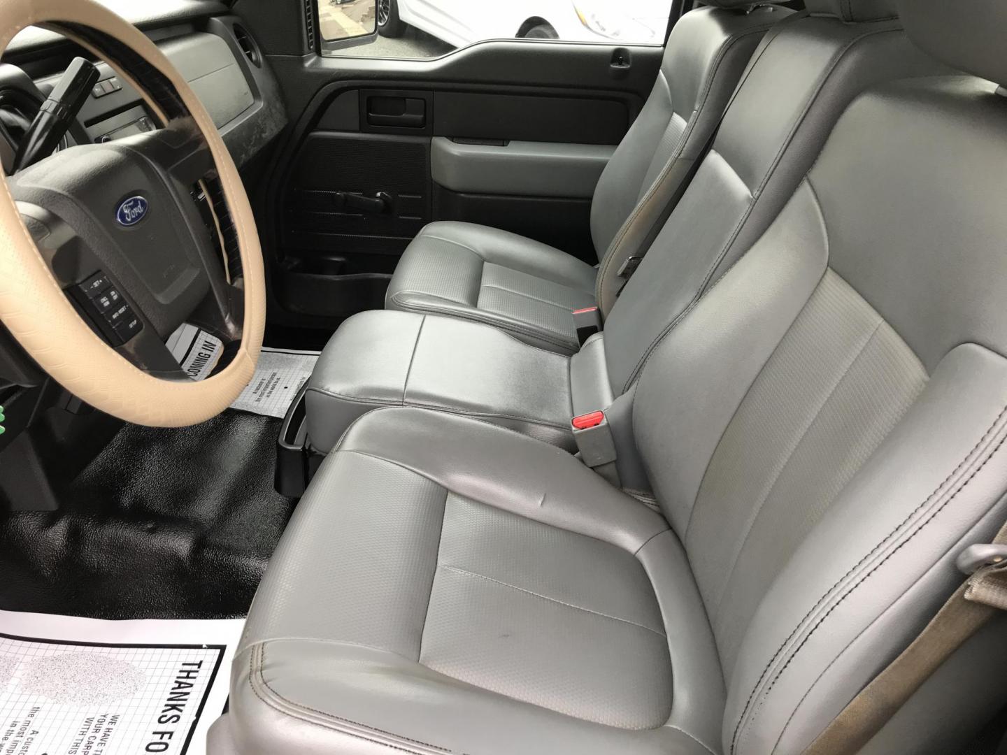 2014 White /Gray Ford F-150 XL (1FTMF1CM0EK) with an 3.7L V6 DOHC 24V engine, 6-Speed Automatic transmission, located at 577 Chester Pike, Prospect Park, PA, 19076, (610) 237-1015, 39.886154, -75.302338 - 2014 Ford F150: 8 Foot Bed, new PA inspection, SUPER CLEAN, runs STRONG! This vehicle comes inspected and has been given a bumper to bumper safety check. It is very clean, reliable, and well maintained. We offer a unique pay plan that is known for being the easiest and fastest financing option in - Photo#10