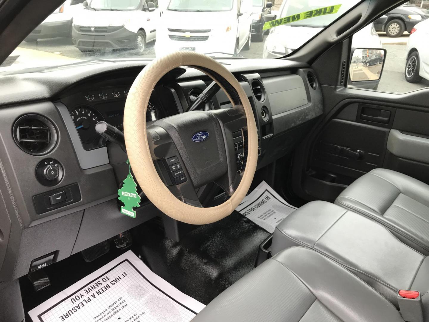 2014 White /Gray Ford F-150 XL (1FTMF1CM0EK) with an 3.7L V6 DOHC 24V engine, 6-Speed Automatic transmission, located at 577 Chester Pike, Prospect Park, PA, 19076, (610) 237-1015, 39.886154, -75.302338 - 2014 Ford F150: 8 Foot Bed, new PA inspection, SUPER CLEAN, runs STRONG! This vehicle comes inspected and has been given a bumper to bumper safety check. It is very clean, reliable, and well maintained. We offer a unique pay plan that is known for being the easiest and fastest financing option in - Photo#11