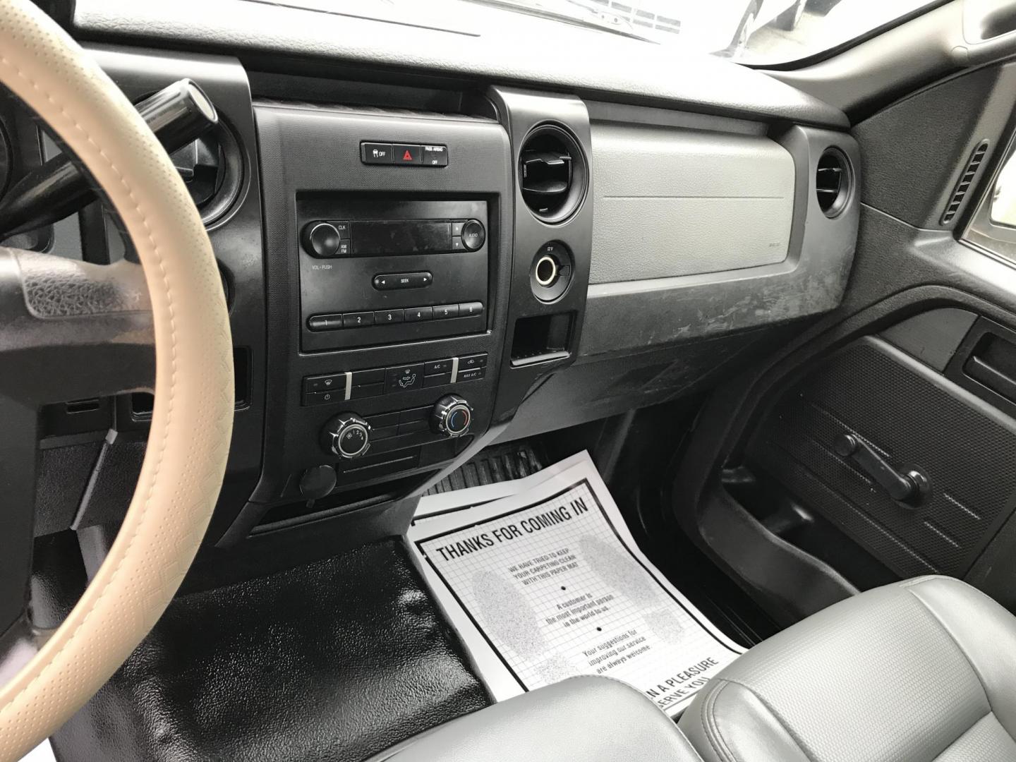 2014 White /Gray Ford F-150 XL (1FTMF1CM0EK) with an 3.7L V6 DOHC 24V engine, 6-Speed Automatic transmission, located at 577 Chester Pike, Prospect Park, PA, 19076, (610) 237-1015, 39.886154, -75.302338 - 2014 Ford F150: 8 Foot Bed, new PA inspection, SUPER CLEAN, runs STRONG! This vehicle comes inspected and has been given a bumper to bumper safety check. It is very clean, reliable, and well maintained. We offer a unique pay plan that is known for being the easiest and fastest financing option in - Photo#12