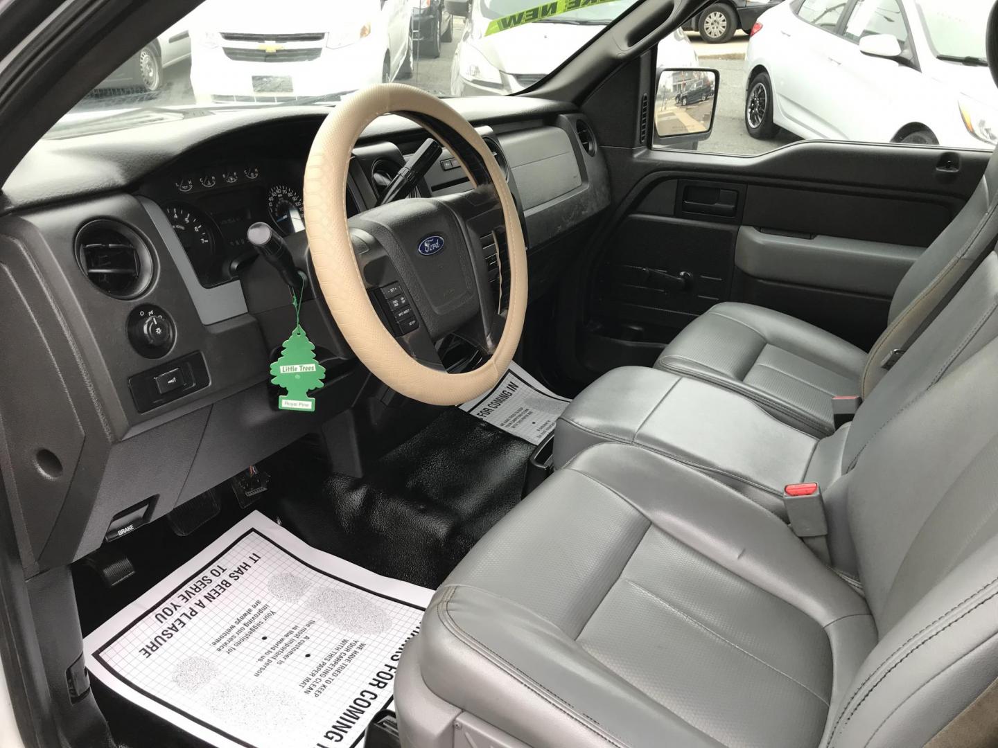 2014 White /Gray Ford F-150 XL (1FTMF1CM0EK) with an 3.7L V6 DOHC 24V engine, 6-Speed Automatic transmission, located at 577 Chester Pike, Prospect Park, PA, 19076, (610) 237-1015, 39.886154, -75.302338 - 2014 Ford F150: 8 Foot Bed, new PA inspection, SUPER CLEAN, runs STRONG! This vehicle comes inspected and has been given a bumper to bumper safety check. It is very clean, reliable, and well maintained. We offer a unique pay plan that is known for being the easiest and fastest financing option in - Photo#8