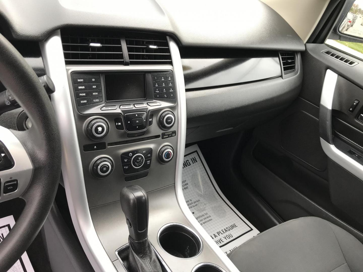 2011 Black /Black Ford Edge SE (2FMDK3GC0BB) with an 3.5L V6 DOHC 24V engine, 6-Speed Automatic transmission, located at 577 Chester Pike, Prospect Park, PA, 19076, (610) 237-1015, 39.886154, -75.302338 - 2011 Ford Edge: Only 112k miles, new PA inspection, SUPER CLEAN, runs LIKE NEW! This vehicle comes inspected and has been given a bumper to bumper safety check. It is very clean, reliable, and well maintained. We offer a unique pay plan that is known for being the easiest and fastest financing op - Photo#9