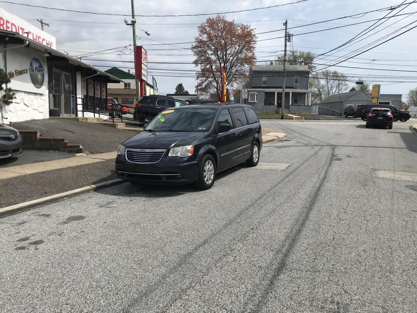 2014 Blue /Tan Chrysler Town & Country Touring (2C4RC1BG8ER) with an 3.6L V6 DOHC 24V engine, 6-Speed Automatic transmission, located at 577 Chester Pike, Prospect Park, PA, 19076, (610) 237-1015, 39.886154, -75.302338 - 2014 Chrysler Town & Country Touring: DVD Player, backup camera, stow & go seating, new PA inspection, SUPER CLEAN, runs LIKE NEW! This vehicle comes inspected and has been given a bumper to bumper safety check. It is very clean, reliable, and well maintained. We offer a unique pay plan that is k - Photo#1