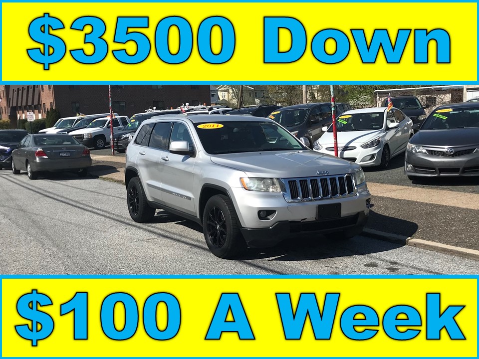photo of 2011 Jeep Grand Cherokee Laredo 4WD