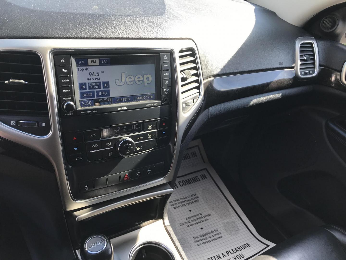 2011 Silver /Black Jeep Grand Cherokee Laredo 4WD (1J4RR4GG1BC) with an 3.6L V6 DOHC 24V engine, 5-Speed Automatic transmission, located at 577 Chester Pike, Prospect Park, PA, 19076, (610) 237-1015, 39.886154, -75.302338 - 2011 Jeep Grand Cherokee Laredo: 4x4, backup camera, black leather interior, runs LIKE NEW! This vehicle comes inspected and has been given a bumper to bumper safety check. It is very clean, reliable, and well maintained. We offer a unique pay plan that is known for being the easiest and fastest - Photo#14