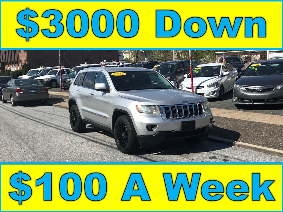 photo of 2011 Jeep Grand Cherokee Laredo 4WD