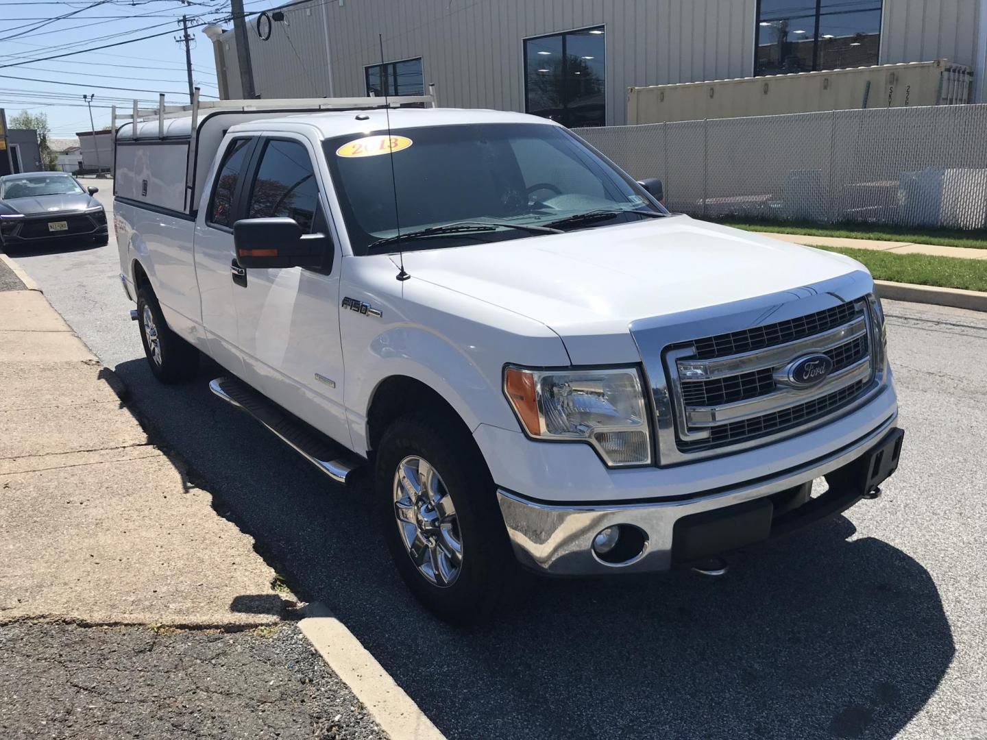 2013 White /Gray Ford F-150 XLT SuperCab 6.5-ft. Bed 4WD (1FTFX1ET1DK) with an 3.5L V6 TURBO engine, 6-Speed Automatic transmission, located at 577 Chester Pike, Prospect Park, PA, 19076, (610) 237-1015, 39.886154, -75.302338 - 2013 Ford F150: Extended Cab, 4x4, 8 Foot Bed, Utility Cap w/ EZ Glide Pullout, new PA inspection, runs LIKE NEW! This vehicle comes inspected and has been given a bumper to bumper safety check. It is very clean, reliable, and well maintained. We offer a unique pay plan that is known for being th - Photo#2