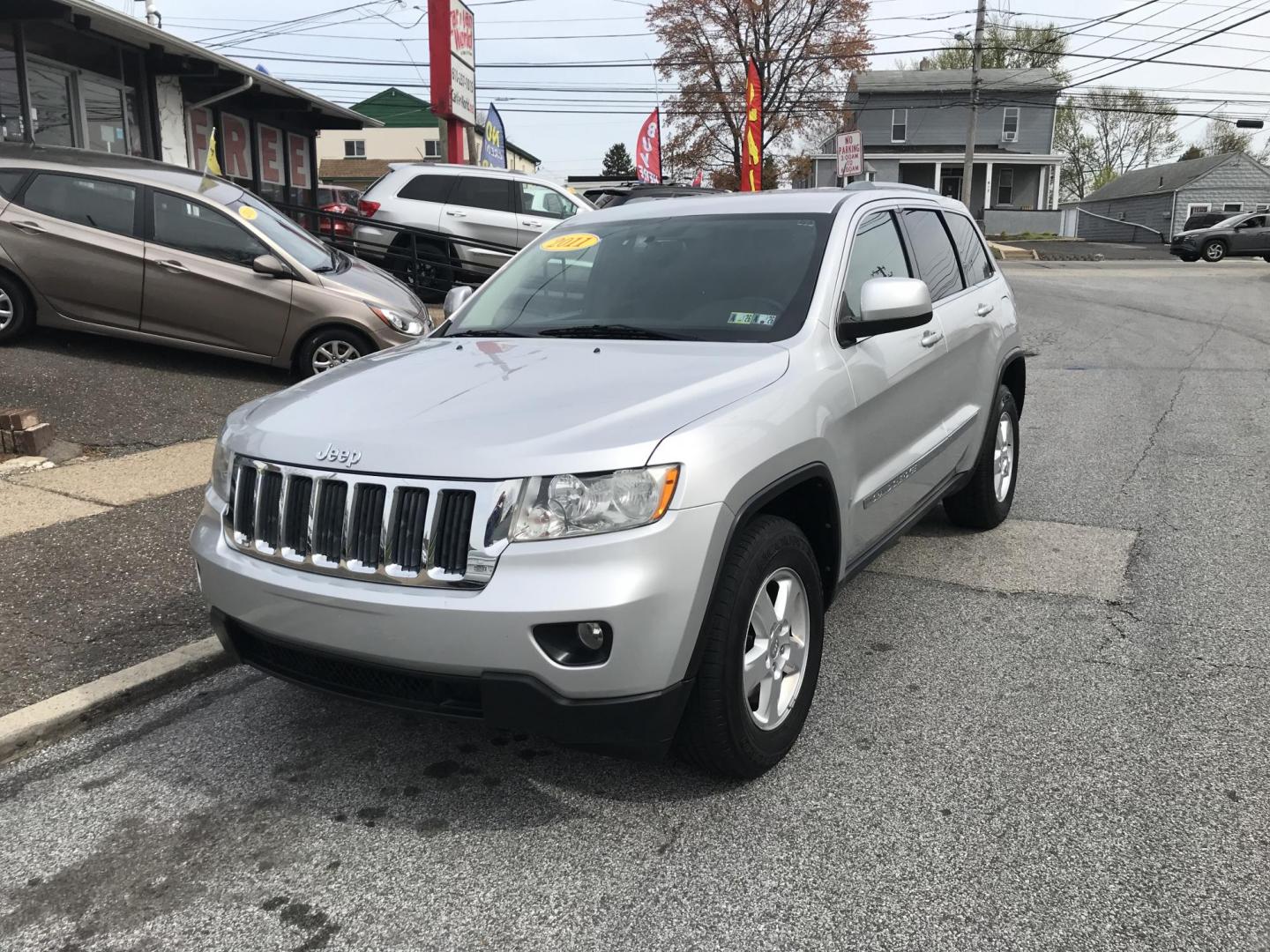 2011 Silver /Gray Jeep Grand Cherokee Laredo 4WD (1J4RR4GG8BC) with an 3.6L V6 DOHC 24V engine, 5-Speed Automatic transmission, located at 577 Chester Pike, Prospect Park, PA, 19076, (610) 237-1015, 39.886154, -75.302338 - 2011 Jeep Grand Cherokee Laredo: Only 106k miles, remote start, 4x4, new PA inspection, SUPER CLEAN, runs LIKE NEW! This vehicle comes inspected and has been given a bumper to bumper safety check. It is very clean, reliable, and well maintained. We offer a unique pay plan that is known for being - Photo#1
