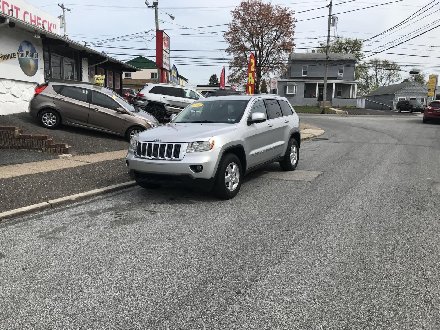 2011 Silver /Gray Jeep Grand Cherokee Laredo 4WD (1J4RR4GG8BC) with an 3.6L V6 DOHC 24V engine, 5-Speed Automatic transmission, located at 577 Chester Pike, Prospect Park, PA, 19076, (610) 237-1015, 39.886154, -75.302338 - 2011 Jeep Grand Cherokee Laredo: Only 106k miles, remote start, 4x4, new PA inspection, SUPER CLEAN, runs LIKE NEW! This vehicle comes inspected and has been given a bumper to bumper safety check. It is very clean, reliable, and well maintained. We offer a unique pay plan that is known for being - Photo#2