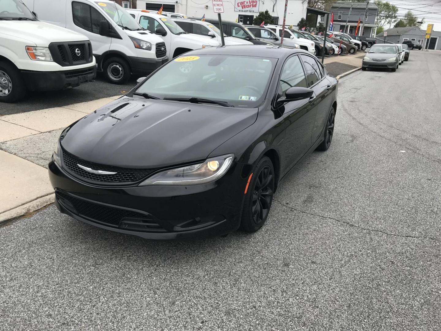 2015 Black /Black Chrysler 200 S (1C3CCCBB3FN) with an 2.4L L4 DOHC 16V engine, 9-Speed Automatic transmission, located at 577 Chester Pike, Prospect Park, PA, 19076, (610) 237-1015, 39.886154, -75.302338 - Photo#3