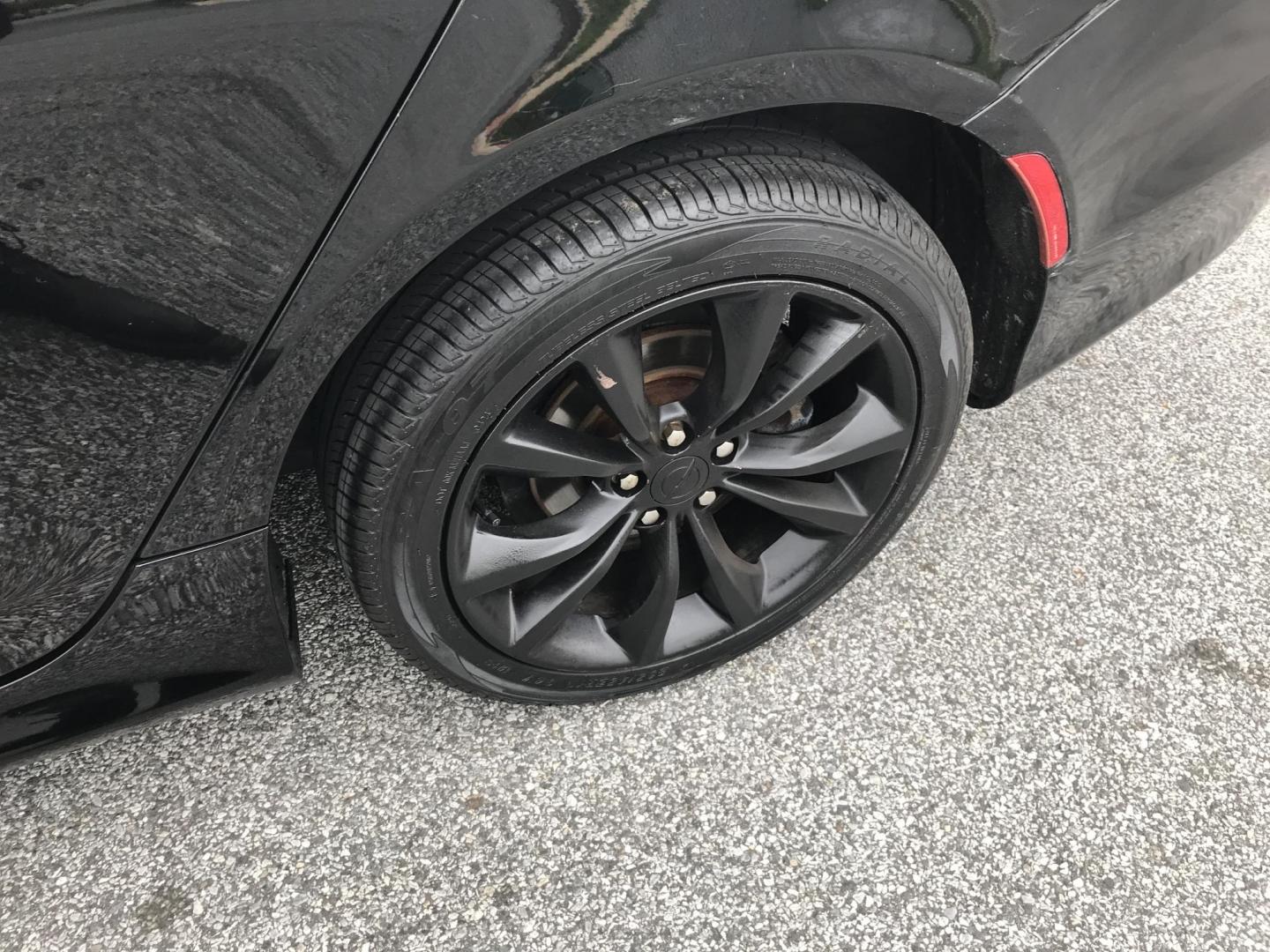 2015 Black /Black Chrysler 200 S (1C3CCCBB3FN) with an 2.4L L4 DOHC 16V engine, 9-Speed Automatic transmission, located at 577 Chester Pike, Prospect Park, PA, 19076, (610) 237-1015, 39.886154, -75.302338 - Photo#6