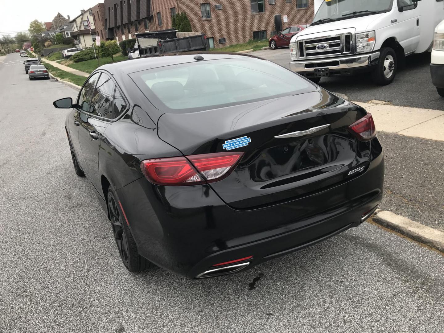 2015 Black /Black Chrysler 200 S (1C3CCCBB3FN) with an 2.4L L4 DOHC 16V engine, 9-Speed Automatic transmission, located at 577 Chester Pike, Prospect Park, PA, 19076, (610) 237-1015, 39.886154, -75.302338 - Photo#7