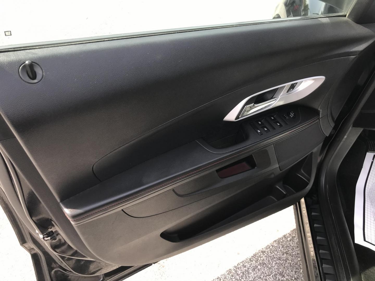 2014 Black /Black Chevrolet Equinox 1LT AWD (2GNFLFEK4E6) with an 2.4L L4 DOHC 16V FFV engine, 6-Speed Automatic transmission, located at 577 Chester Pike, Prospect Park, PA, 19076, (610) 237-1015, 39.886154, -75.302338 - 2014 Chevrolet Equinox LT: Only 100k miles, backup camera, AWD, new PA inspection, runs LIKE NEW! This vehicle comes inspected and has been given a bumper to bumper safety check. It is very clean, reliable, and well maintained. We offer a unique pay plan that is known for being the easiest and fa - Photo#10