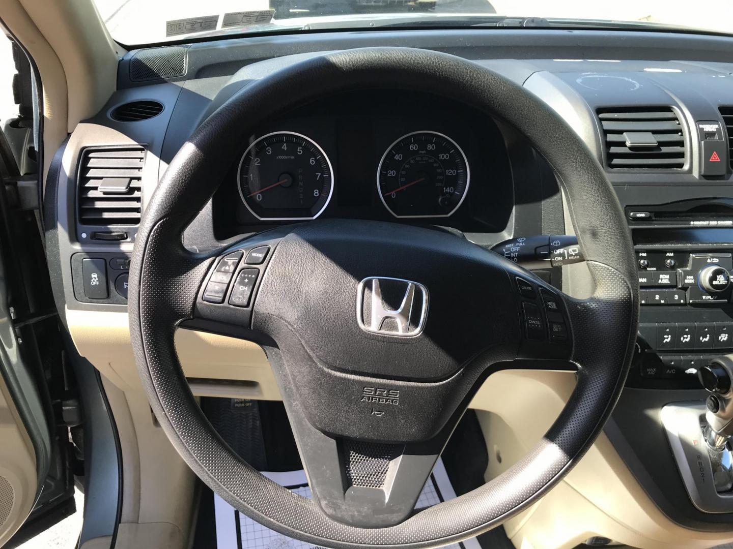 2011 Green /Tan Honda CR-V SE 4WD (5J6RE4H49BL) with an 2.4L L4 DOHC 16V engine, 5-Speed Automatic transmission, located at 577 Chester Pike, Prospect Park, PA, 19076, (610) 237-1015, 39.886154, -75.302338 - 2011 Honda CRV: Remote start, 4x4, new PA inspection, SUPER CLEAN, runs LIKE NEW! This vehicle comes inspected and has been given a bumper to bumper safety check. It is very clean, reliable, and well maintained. We offer a unique pay plan that is known for being the easiest and fastest financing - Photo#11