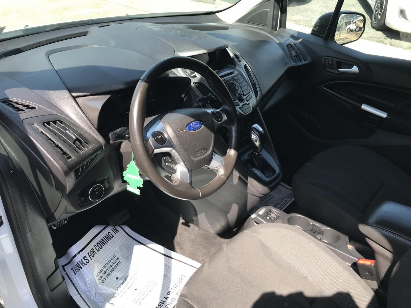2018 White /Gray Ford Transit Connect Cargo Van XLT LWB w/Rear 180 Degree Door (NM0LS7F71J1) with an 2.5L L4 DOHC 16V engine, 6A transmission, located at 577 Chester Pike, Prospect Park, PA, 19076, (610) 237-1015, 39.886154, -75.302338 - Photo#10