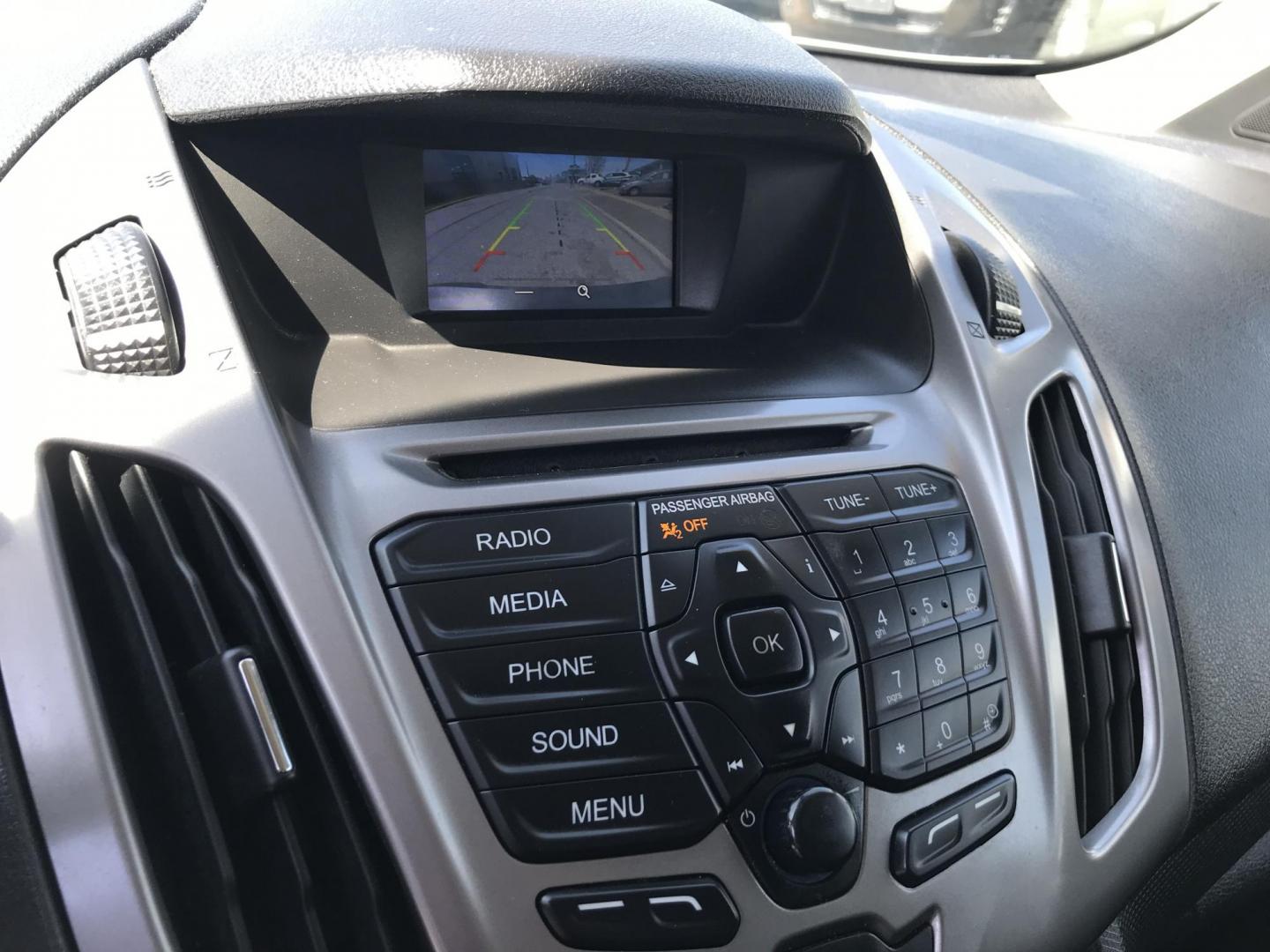 2018 White /Gray Ford Transit Connect Cargo Van XLT LWB w/Rear 180 Degree Door (NM0LS7F71J1) with an 2.5L L4 DOHC 16V engine, 6A transmission, located at 577 Chester Pike, Prospect Park, PA, 19076, (610) 237-1015, 39.886154, -75.302338 - Photo#13