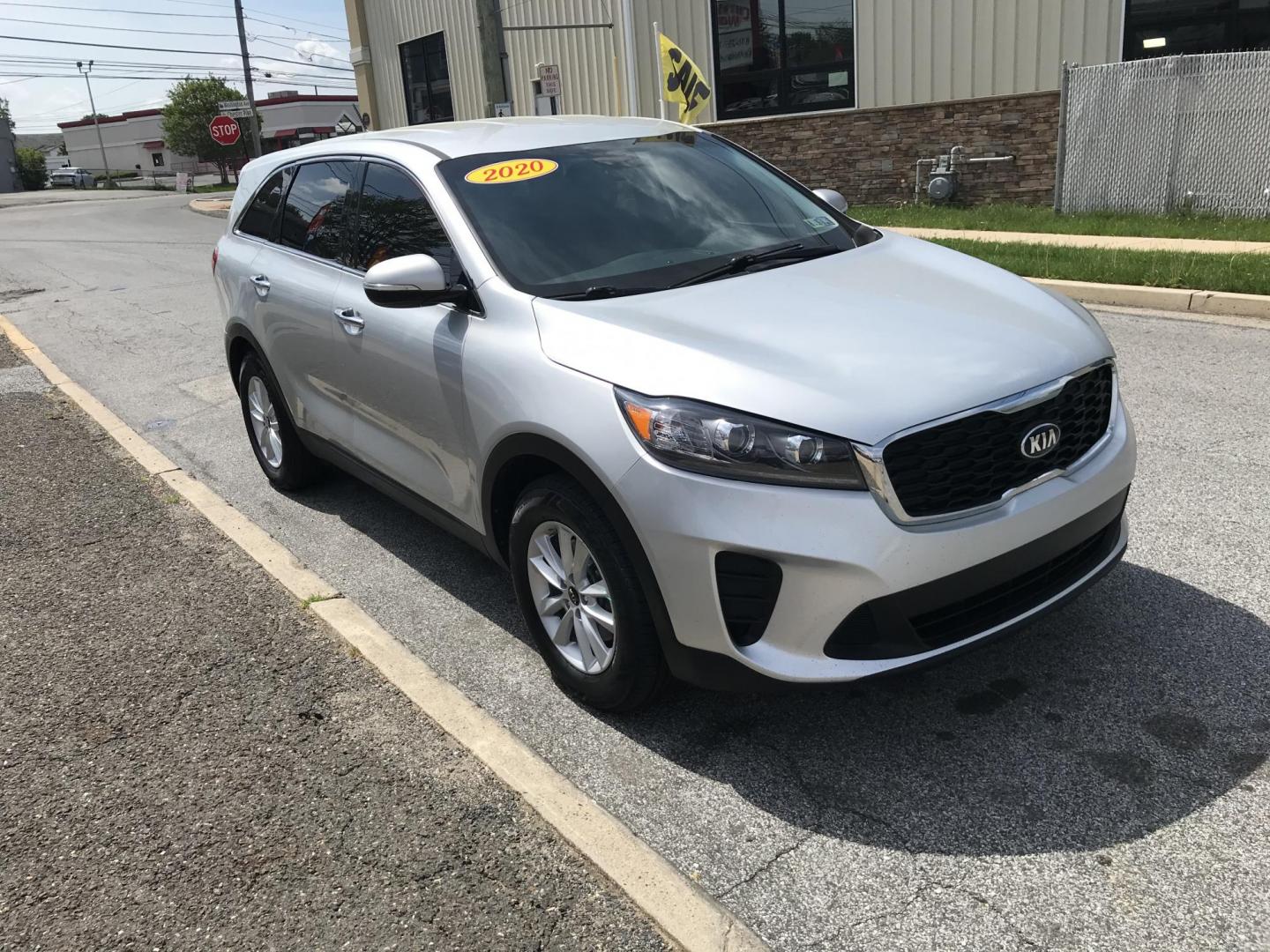 2020 Silver /Black Kia Sorento LX (5XYPG4A37LG) with an 2.4L L4 DOHC 16V engine, 6A transmission, located at 577 Chester Pike, Prospect Park, PA, 19076, (610) 237-1015, 39.886154, -75.302338 - 2020 Kia Sorento LX: Backup camera, 3rd row seating, new PA inspection, SUPER CLEAN, runs LIKE NEW! This vehicle comes inspected and has been given a bumper to bumper safety check. It is very clean, reliable, and well maintained. We offer a unique pay plan that is known for being the easiest and - Photo#3