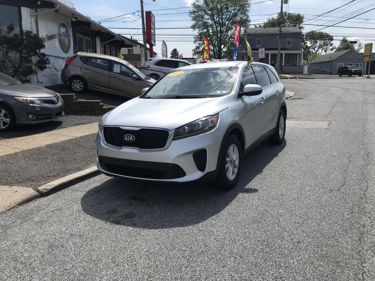 2020 Silver /Black Kia Sorento LX (5XYPG4A37LG) with an 2.4L L4 DOHC 16V engine, 6A transmission, located at 577 Chester Pike, Prospect Park, PA, 19076, (610) 237-1015, 39.886154, -75.302338 - 2020 Kia Sorento LX: Backup camera, 3rd row seating, new PA inspection, SUPER CLEAN, runs LIKE NEW! This vehicle comes inspected and has been given a bumper to bumper safety check. It is very clean, reliable, and well maintained. We offer a unique pay plan that is known for being the easiest and - Photo#2
