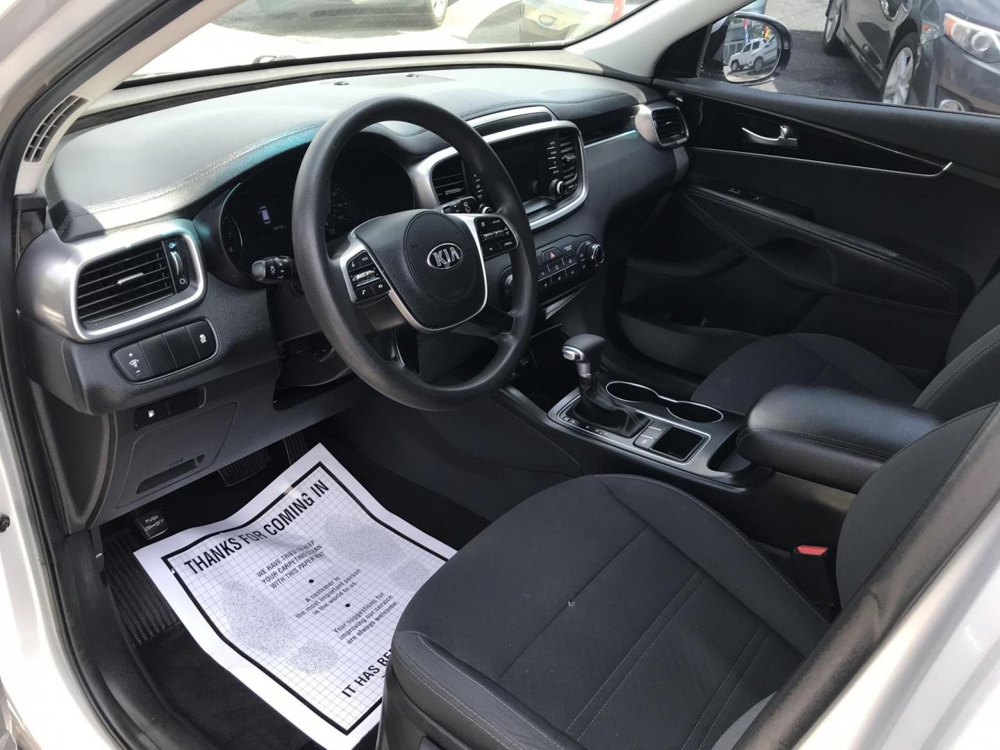 2020 Silver /Black Kia Sorento LX (5XYPG4A37LG) with an 2.4L L4 DOHC 16V engine, 6A transmission, located at 577 Chester Pike, Prospect Park, PA, 19076, (610) 237-1015, 39.886154, -75.302338 - 2020 Kia Sorento LX: Backup camera, 3rd row seating, new PA inspection, SUPER CLEAN, runs LIKE NEW! This vehicle comes inspected and has been given a bumper to bumper safety check. It is very clean, reliable, and well maintained. We offer a unique pay plan that is known for being the easiest and - Photo#7