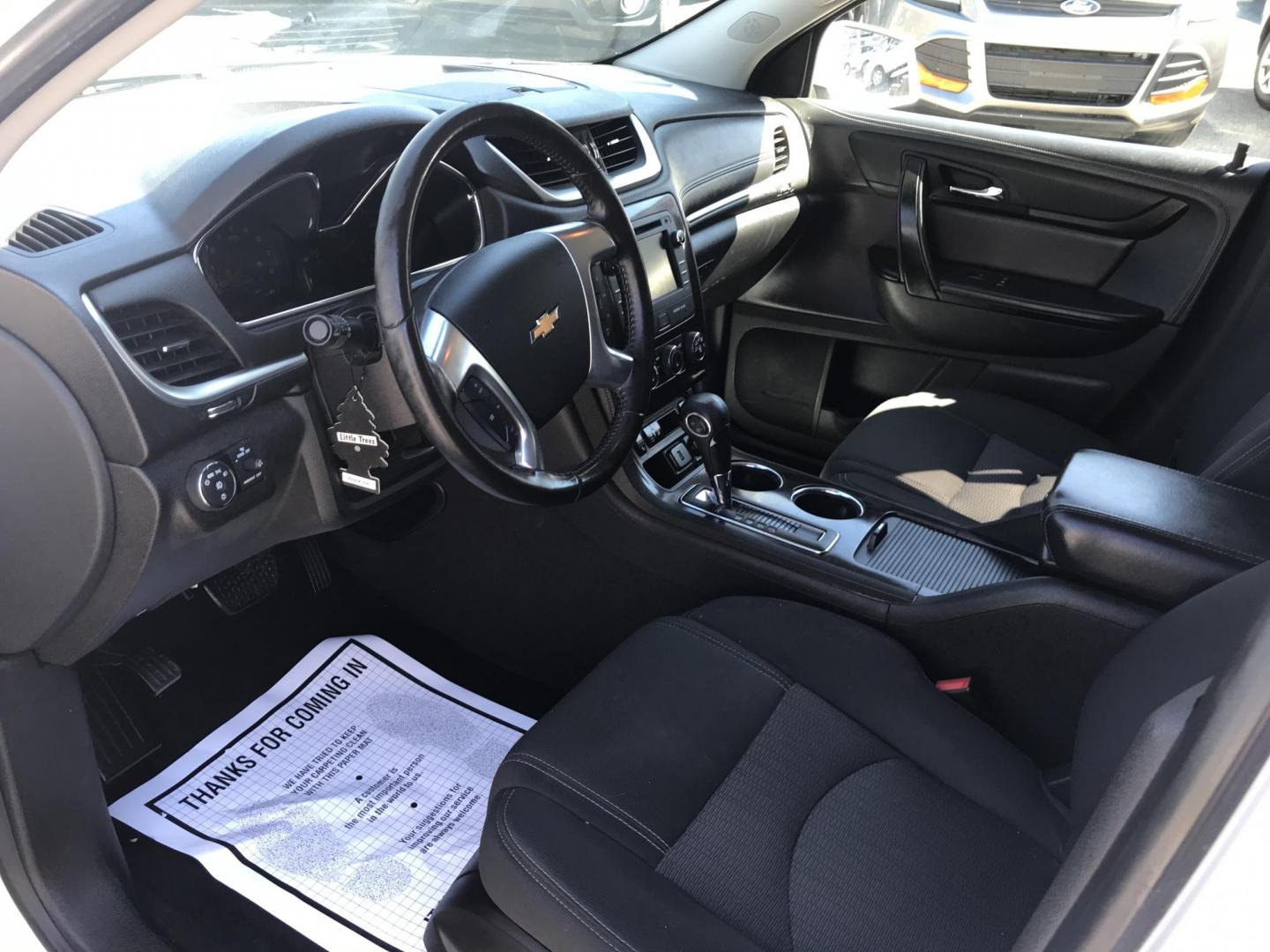 2016 White Chevrolet Traverse 1LT (1GNKRGKD6GJ) with an 3.6L V6 DOHC 24V engine, 6A transmission, located at 577 Chester Pike, Prospect Park, PA, 19076, (610) 237-1015, 39.886154, -75.302338 - 2016 Chevrolet Traverse LT: 3rd row seating, backup camera, heated seats, new PA inspection, SUPER CLEAN, runs LIKE NEW! This vehicle comes inspected and has been given a bumper to bumper safety check. It is very clean, reliable, and well maintained. We offer a unique pay plan that is known for b - Photo#7