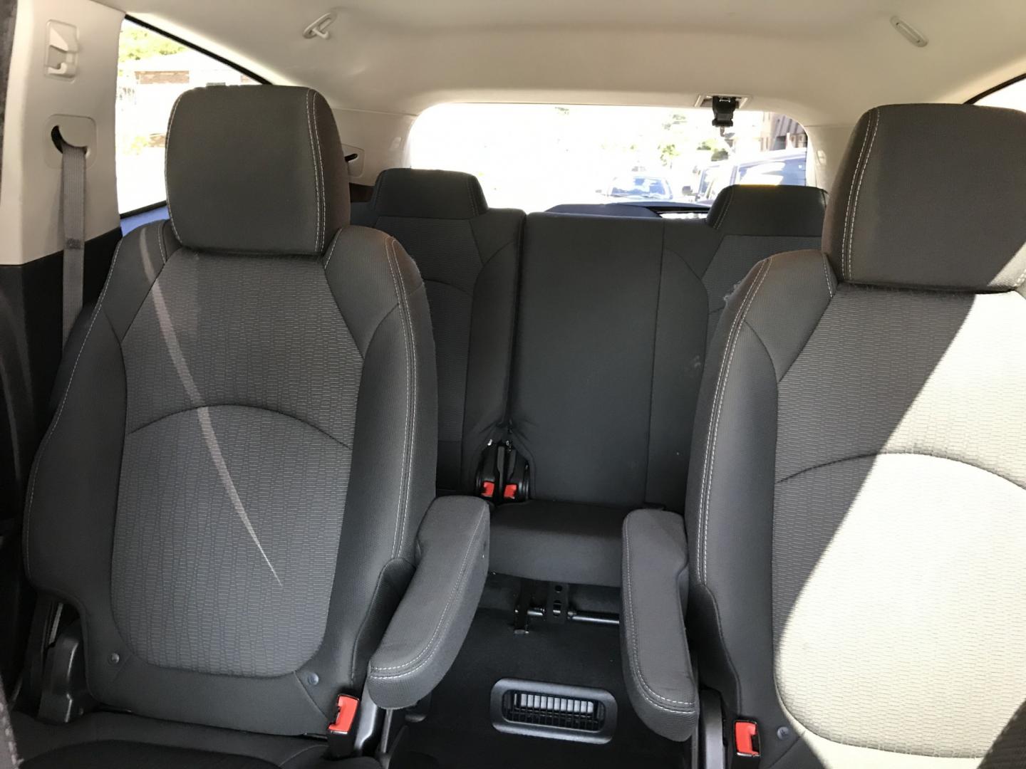2016 White Chevrolet Traverse 1LT (1GNKRGKD6GJ) with an 3.6L V6 DOHC 24V engine, 6A transmission, located at 577 Chester Pike, Prospect Park, PA, 19076, (610) 237-1015, 39.886154, -75.302338 - 2016 Chevrolet Traverse LT: 3rd row seating, backup camera, new PA inspection, SUPER CLEAN, runs LIKE NEW! This vehicle comes inspected and has been given a bumper to bumper safety check. It is very clean, reliable, and well maintained. We offer a unique pay plan that is known for being the easie- Photo#14