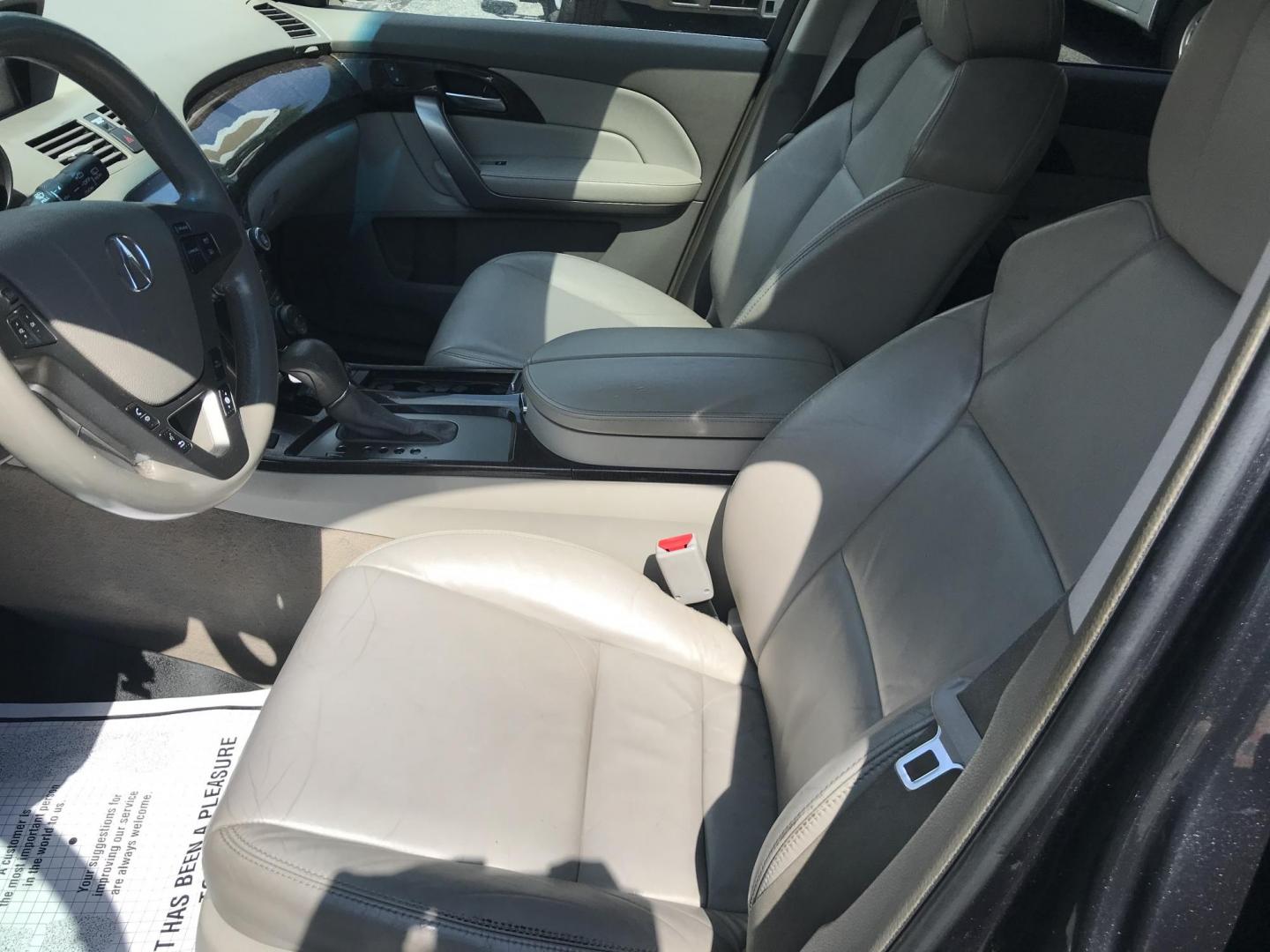 2013 Green /Beige Acura MDX 6-Spd AT w/Tech Package (2HNYD2H32DH) with an 3.5L V6 SOHC 24V engine, 6-Speed Automatic transmission, located at 577 Chester Pike, Prospect Park, PA, 19076, (610) 237-1015, 39.886154, -75.302338 - 2013 Acura MDX: 3rd row seating, navigation system, backup camera, AWD, sunroof, heated seats, SUPER CLEAN, runs LIKE NEW! This vehicle comes inspected and has been given a bumper to bumper safety check. It is very clean, reliable, and well maintained. We offer a unique pay plan that is known for - Photo#11