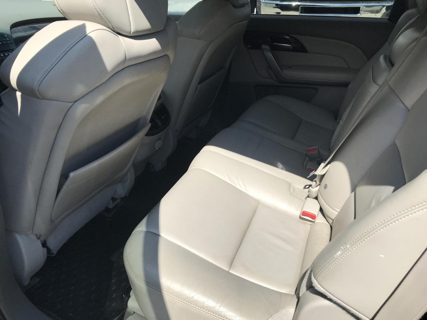 2013 Green /Beige Acura MDX 6-Spd AT w/Tech Package (2HNYD2H32DH) with an 3.5L V6 SOHC 24V engine, 6-Speed Automatic transmission, located at 577 Chester Pike, Prospect Park, PA, 19076, (610) 237-1015, 39.886154, -75.302338 - 2013 Acura MDX: 3rd row seating, navigation system, backup camera, AWD, sunroof, heated seats, SUPER CLEAN, runs LIKE NEW! This vehicle comes inspected and has been given a bumper to bumper safety check. It is very clean, reliable, and well maintained. We offer a unique pay plan that is known for - Photo#21