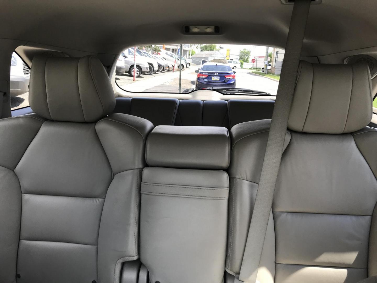 2013 Green /Beige Acura MDX 6-Spd AT w/Tech Package (2HNYD2H32DH) with an 3.5L V6 SOHC 24V engine, 6-Speed Automatic transmission, located at 577 Chester Pike, Prospect Park, PA, 19076, (610) 237-1015, 39.886154, -75.302338 - 2013 Acura MDX: 3rd row seating, navigation system, backup camera, AWD, sunroof, heated seats, SUPER CLEAN, runs LIKE NEW! This vehicle comes inspected and has been given a bumper to bumper safety check. It is very clean, reliable, and well maintained. We offer a unique pay plan that is known for - Photo#20