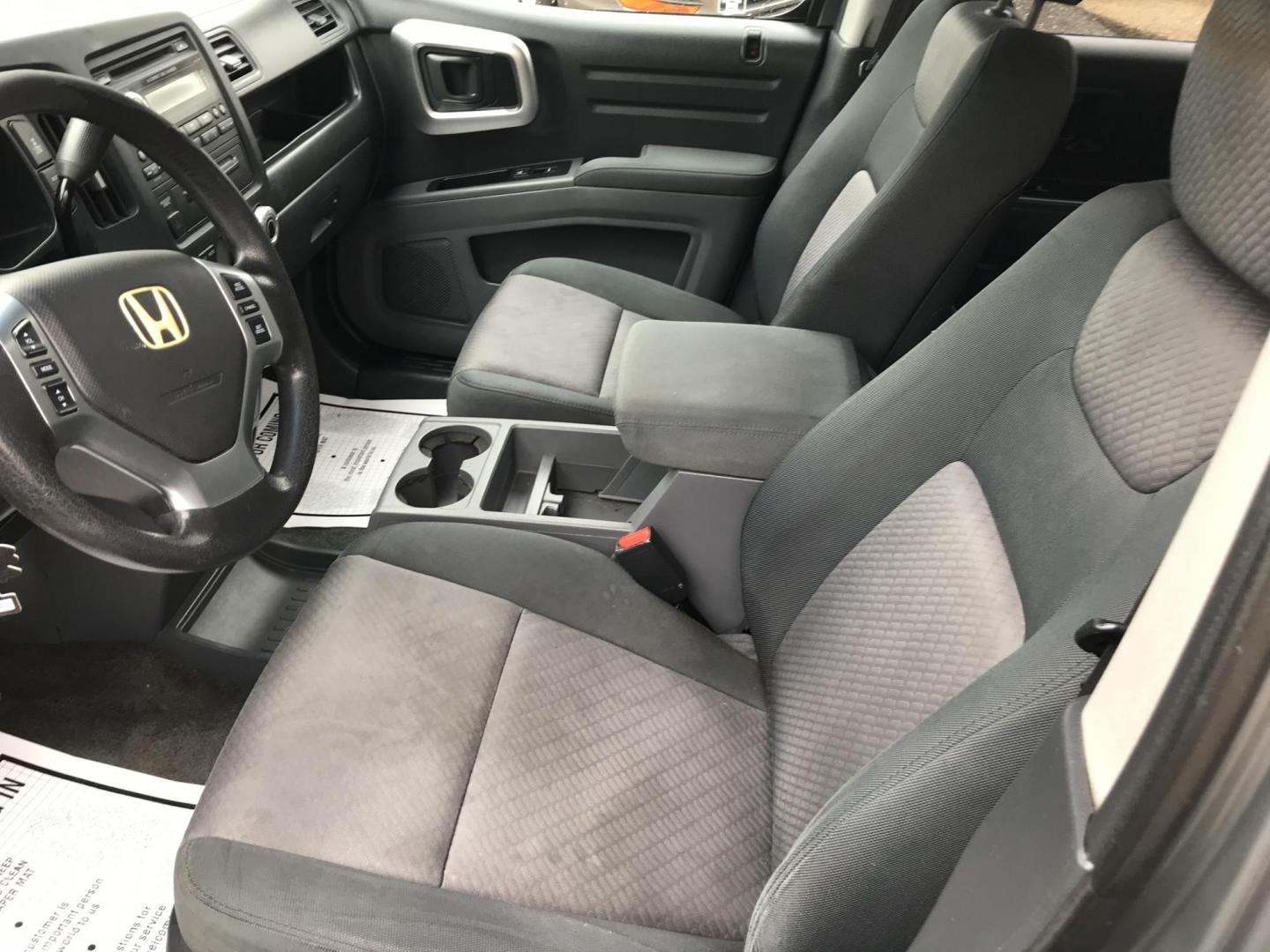 2007 Gray /Gray Honda Ridgeline RTS (2HJYK16497H) with an 3.5L V6 SOHC 24V engine, 5-Speed Automatic Overdrive transmission, located at 577 Chester Pike, Prospect Park, PA, 19076, (610) 237-1015, 39.886154, -75.302338 - 2007 Honda Ridgeline RTS: 4x4, 12/25 inspection, runs great! *Vehicle is being sold to purchase outright, no financing* - Photo#7