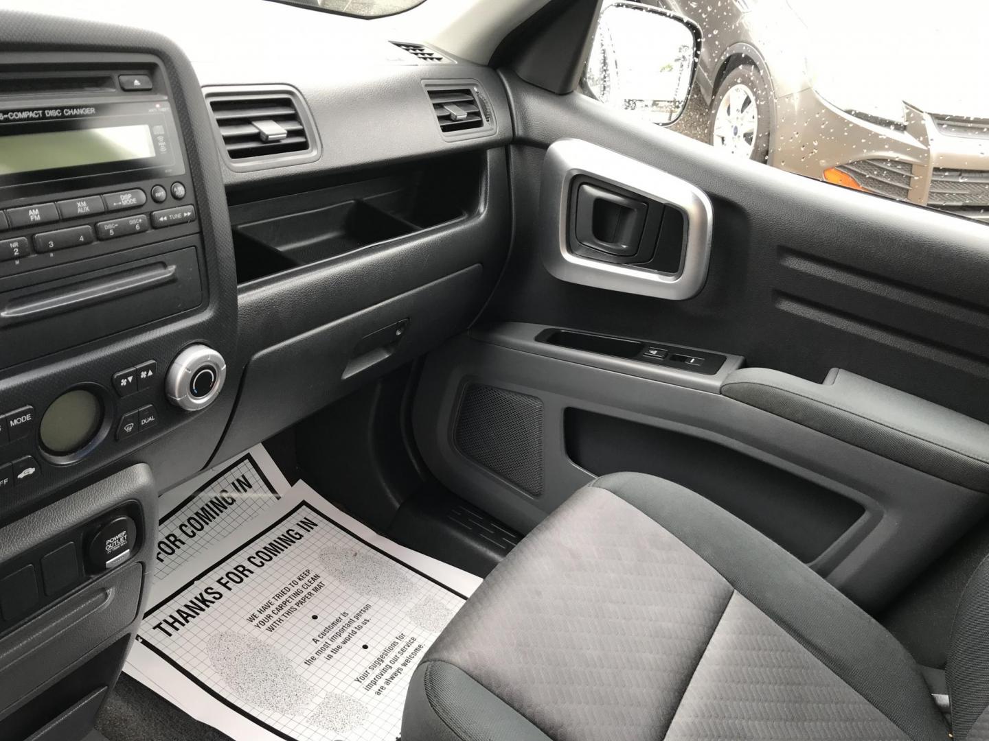 2007 Gray /Gray Honda Ridgeline RTS (2HJYK16497H) with an 3.5L V6 SOHC 24V engine, 5-Speed Automatic Overdrive transmission, located at 577 Chester Pike, Prospect Park, PA, 19076, (610) 237-1015, 39.886154, -75.302338 - 2007 Honda Ridgeline RTS: 4x4, 12/25 inspection, runs great! *Vehicle is being sold to purchase outright, no financing* - Photo#12