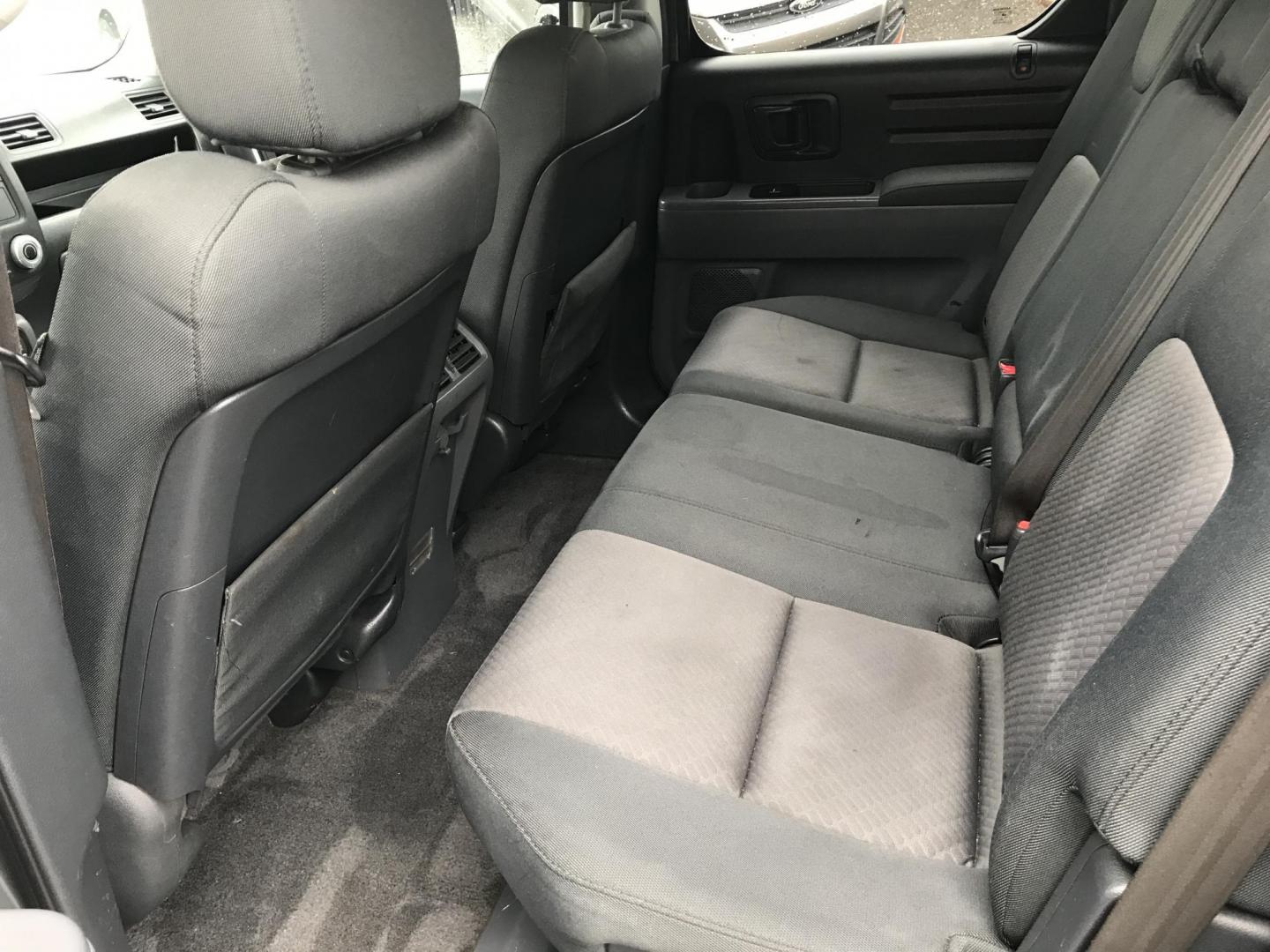 2007 Gray /Gray Honda Ridgeline RTS (2HJYK16497H) with an 3.5L V6 SOHC 24V engine, 5-Speed Automatic Overdrive transmission, located at 577 Chester Pike, Prospect Park, PA, 19076, (610) 237-1015, 39.886154, -75.302338 - 2007 Honda Ridgeline RTS: 4x4, 12/25 inspection, runs great! *Vehicle is being sold to purchase outright, no financing* - Photo#13