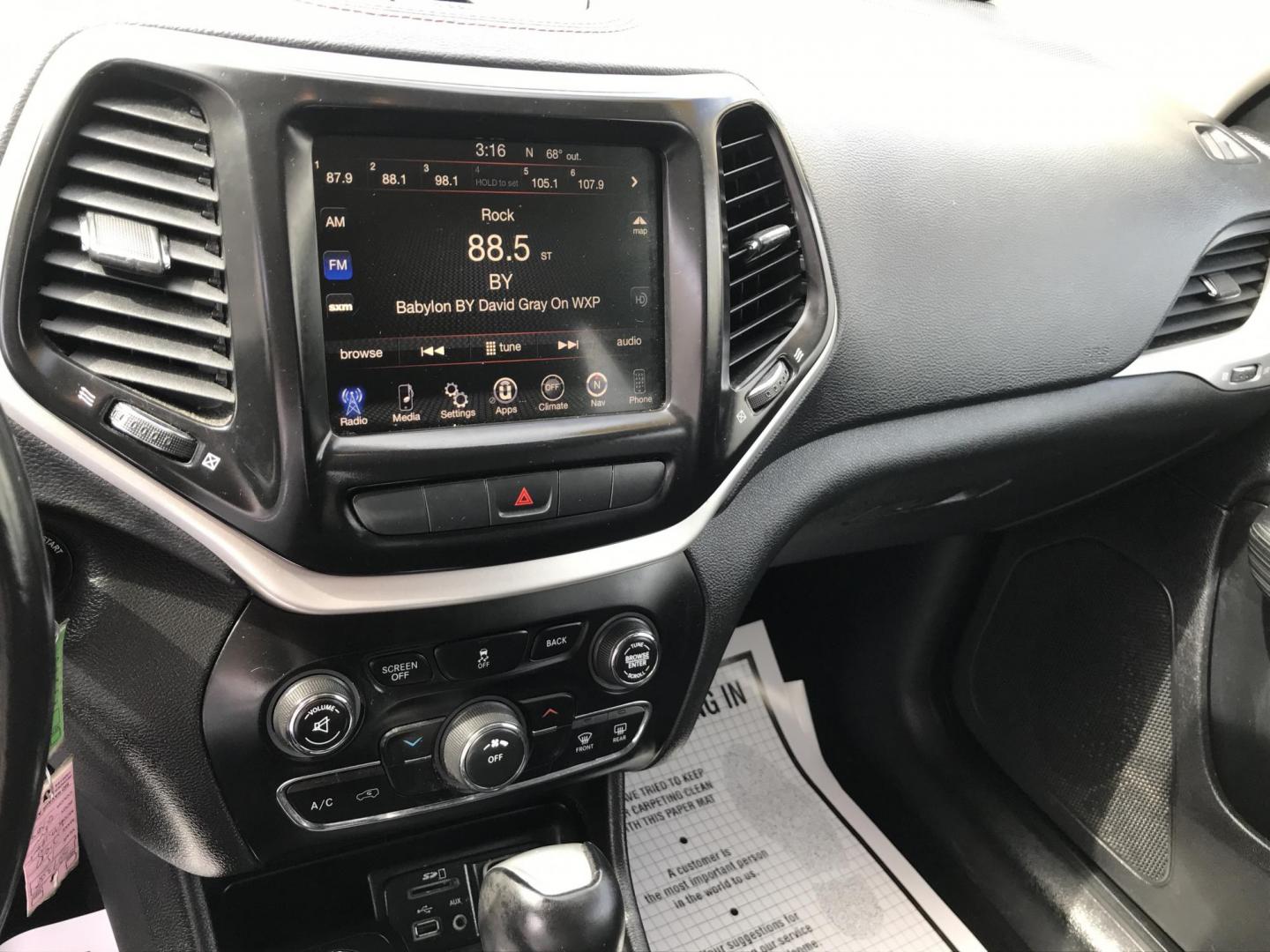 2015 Gray /Black Jeep Cherokee Trailhawk 4WD (1C4PJMBB1FW) with an 2.4L L4 DOHC 16V engine, 9-Speed Automatic transmission, located at 577 Chester Pike, Prospect Park, PA, 19076, (610) 237-1015, 39.886154, -75.302338 - 2015 Jeep Cherokee Trailhawk: Only 108k miles, navigation system, 4x4, backup camera, new PA inspection, SUPER CLEAN, runs LIKE NEW! This vehicle comes inspected and has been given a bumper to bumper safety check. It is very clean, reliable, and well maintained. We offer a unique pay plan that is - Photo#11