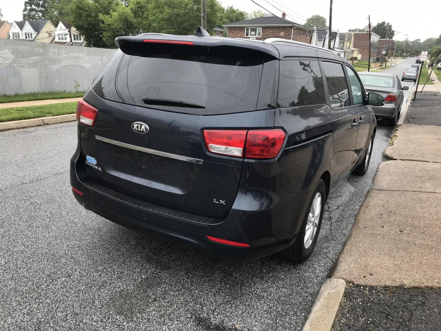 2015 Blue /Gray Kia Sedona LX (KNDMB5C10F6) with an 3.3L V6 DOHC 24V engine, 6-Speed Automatic transmission, located at 577 Chester Pike, Prospect Park, PA, 19076, (610) 237-1015, 39.886154, -75.302338 - 2015 Kia Sedona LX: Backup camera, new PA inspection, SUPER CLEAN, runs LIKE NEW! This vehicle comes inspected and has been given a bumper to bumper safety check. It is very clean, reliable, and well maintained. We offer a unique pay plan that is known for being the easiest and fastest financing - Photo#4