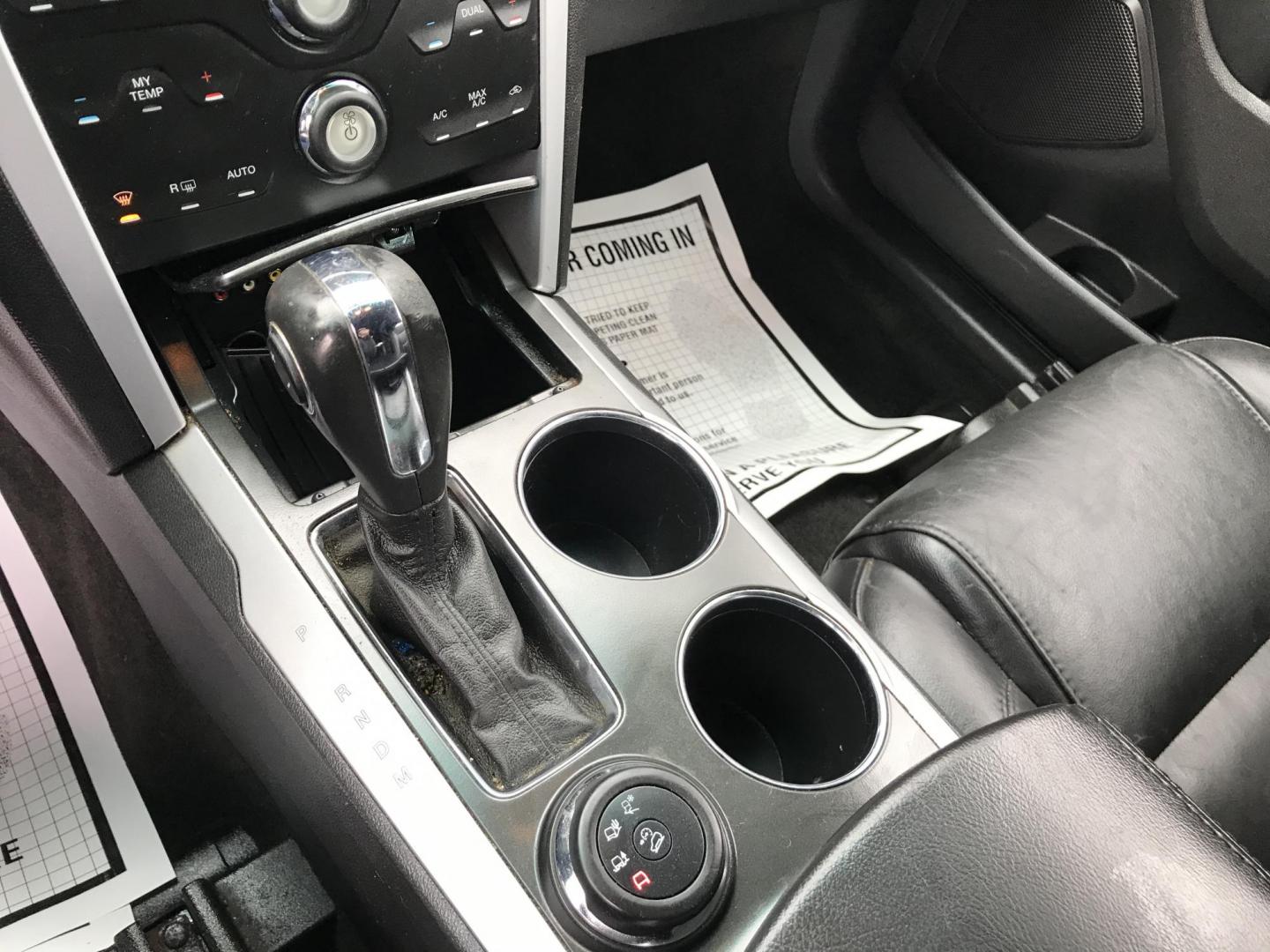 2013 Black /Black Ford Explorer XLT 4WD (1FM5K8D80DG) with an 3.5L V6 DOHC 24V engine, 6-Speed Automatic transmission, located at 577 Chester Pike, Prospect Park, PA, 19076, (610) 237-1015, 39.886154, -75.302338 - 2013 Ford Explorer XLT: 3rd row seating, 4x4, new PA inspection, SUPER CLEAN, runs LIKE NEW! This vehicle comes inspected and has been given a bumper to bumper safety check. It is very clean, reliable, and well maintained. We offer a unique pay plan that is known for being the easiest and fastest - Photo#16