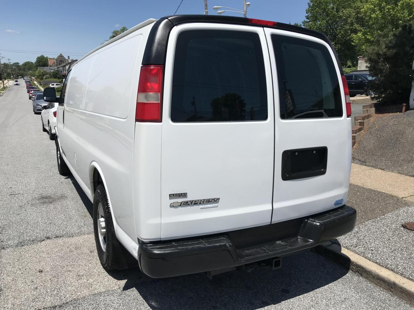 2011 White /Gray Chevrolet Express 2500 Cargo Extended (1GCWGGCG8B1) with an 6.0L V8 OHV 16V FFV engine, 4-Speed Automatic transmission, located at 577 Chester Pike, Prospect Park, PA, 19076, (610) 237-1015, 39.886154, -75.302338 - 2011 Chevy Express 2500 Extended Body: Has shelving, new PA inspection, SUPER CLEAN, FLEET MAINTAINED! This vehicle comes inspected and has been given a bumper to bumper safety check. It is very clean, reliable, and well maintained. We offer a unique pay plan that is known for being the easiest a - Photo#5