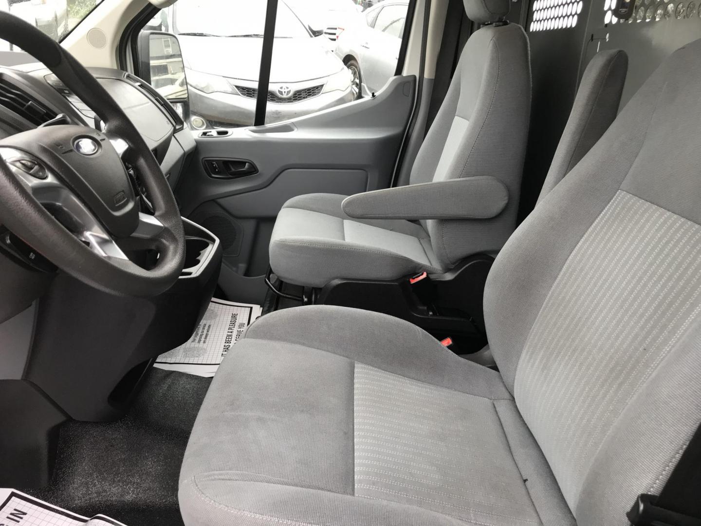 2015 White /Gray Ford Transit 150 Van Med. Roof w/Sliding Pass. 130-in. WB (1FTNE1CM3FK) with an 3.7L V6 DOHC 24V engine, 6-Speed Automatic transmission, located at 577 Chester Pike, Prospect Park, PA, 19076, (610) 237-1015, 39.886154, -75.302338 - 2015 Ford Transit Medium Roof: Fleet maintained van, new PA inspection, runs LIKE NEW! This vehicle comes inspected and has been given a bumper to bumper safety check. It is very clean, reliable, and well maintained. We offer a unique pay plan that is known for being the easiest and fastest finan - Photo#9