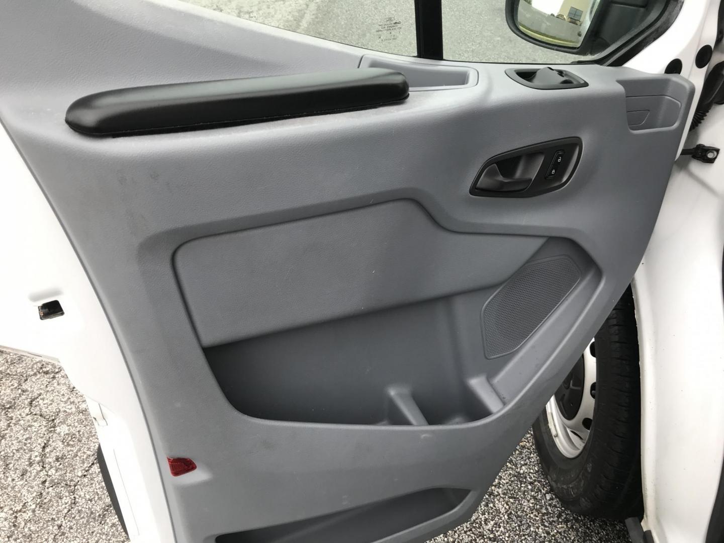 2015 White /Gray Ford Transit 150 Van Med. Roof w/Sliding Pass. 130-in. WB (1FTNE1CM3FK) with an 3.7L V6 DOHC 24V engine, 6-Speed Automatic transmission, located at 577 Chester Pike, Prospect Park, PA, 19076, (610) 237-1015, 39.886154, -75.302338 - 2015 Ford Transit Medium Roof: Fleet maintained van, new PA inspection, runs LIKE NEW! This vehicle comes inspected and has been given a bumper to bumper safety check. It is very clean, reliable, and well maintained. We offer a unique pay plan that is known for being the easiest and fastest finan - Photo#8
