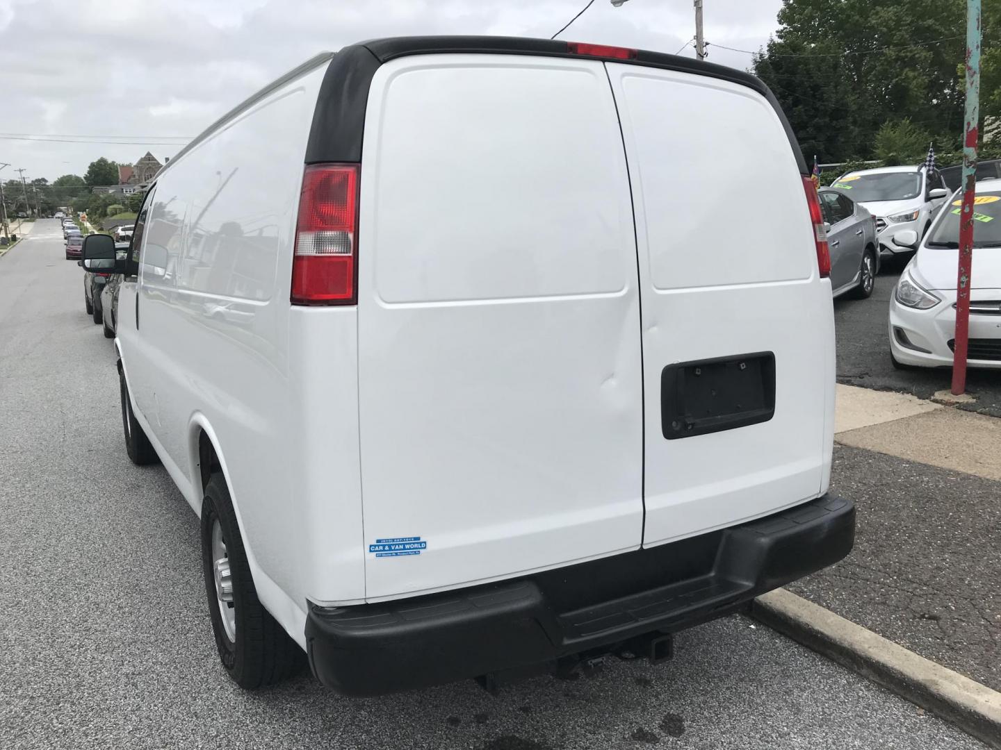 2015 White /Gray Chevrolet Express 2500 Cargo FFV (1GCWGFCG3F1) with an 6.0L V8 OHV 16V FFV engine, 6-Speed Automatic transmission, located at 577 Chester Pike, Prospect Park, PA, 19076, (610) 237-1015, 39.886154, -75.302338 - 2015 Chevrolet Express 2500: Has shelving, partition, new PA inspection, no side or rear windows, runs LIKE NEW! vehicle comes inspected and has been given a bumper to bumper safety check. It is very clean, reliable, and well maintained. We offer a unique pay plan that is known for being the easi - Photo#5