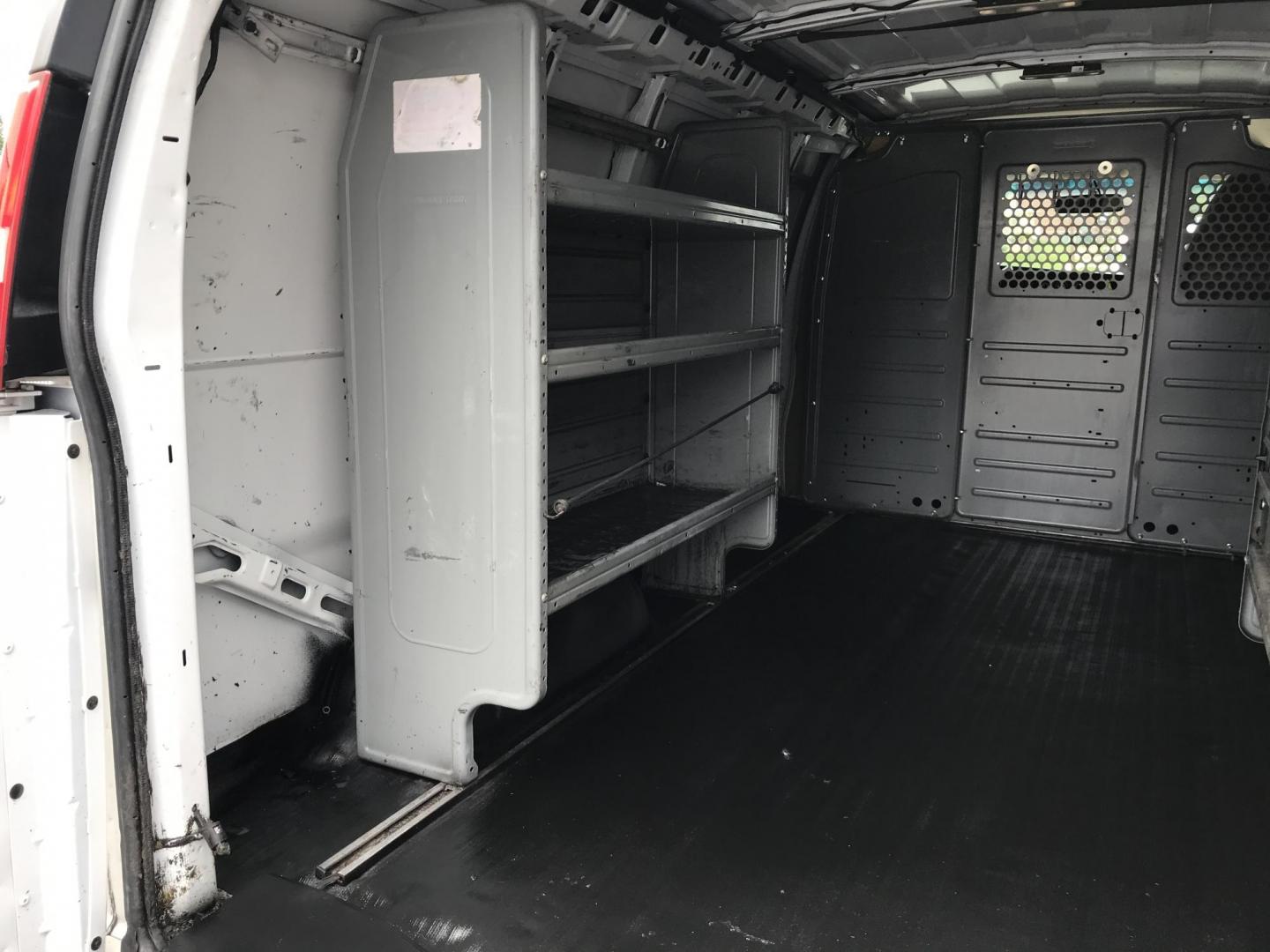 2015 White /Gray Chevrolet Express 2500 Cargo FFV (1GCWGFCG3F1) with an 6.0L V8 OHV 16V FFV engine, 6-Speed Automatic transmission, located at 577 Chester Pike, Prospect Park, PA, 19076, (610) 237-1015, 39.886154, -75.302338 - 2015 Chevrolet Express 2500: Has shelving, partition, new PA inspection, no side or rear windows, runs LIKE NEW! vehicle comes inspected and has been given a bumper to bumper safety check. It is very clean, reliable, and well maintained. We offer a unique pay plan that is known for being the easi - Photo#15