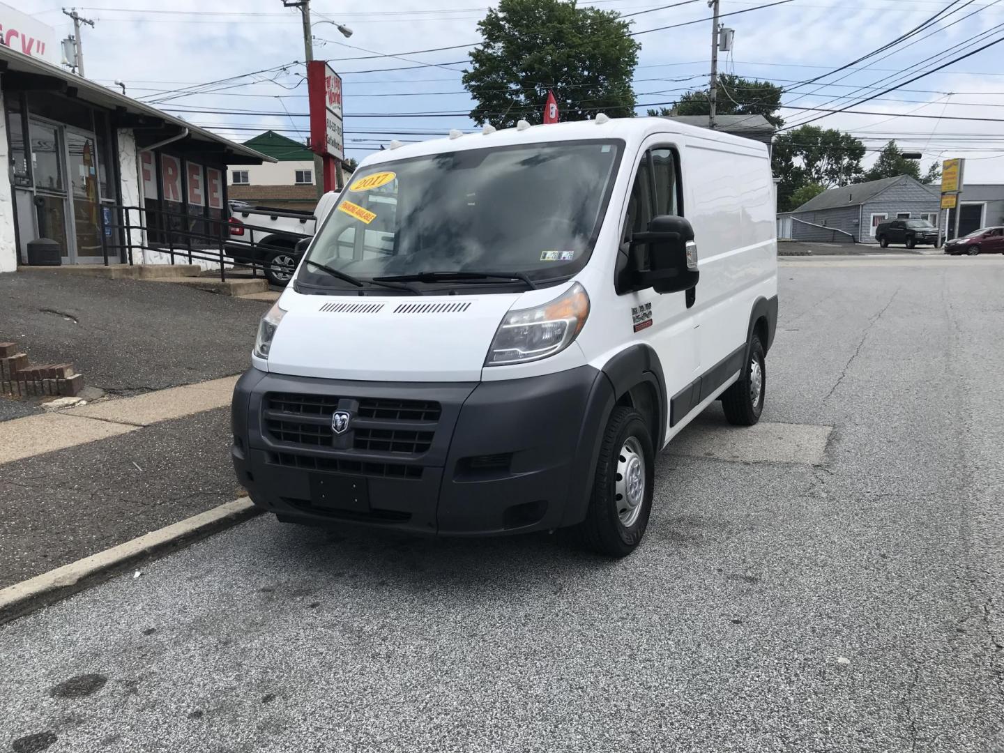 2017 White /Gray RAM Promaster 1500 Low Roof Tradesman 118-in. WB (3C6TRVNG7HE) with an 3.6L V6 engine, 6A transmission, located at 577 Chester Pike, Prospect Park, PA, 19076, (610) 237-1015, 39.886154, -75.302338 - 2017 Ram Promaster 1500: Only 123k miles, new PA inspection, partition, FLEET MAINTAINED RUNS LIKE NEW! This vehicle comes inspected and has been given a bumper to bumper safety check. It is very clean, reliable, and well maintained. We offer a unique pay plan that is known for being the easiest - Photo#2