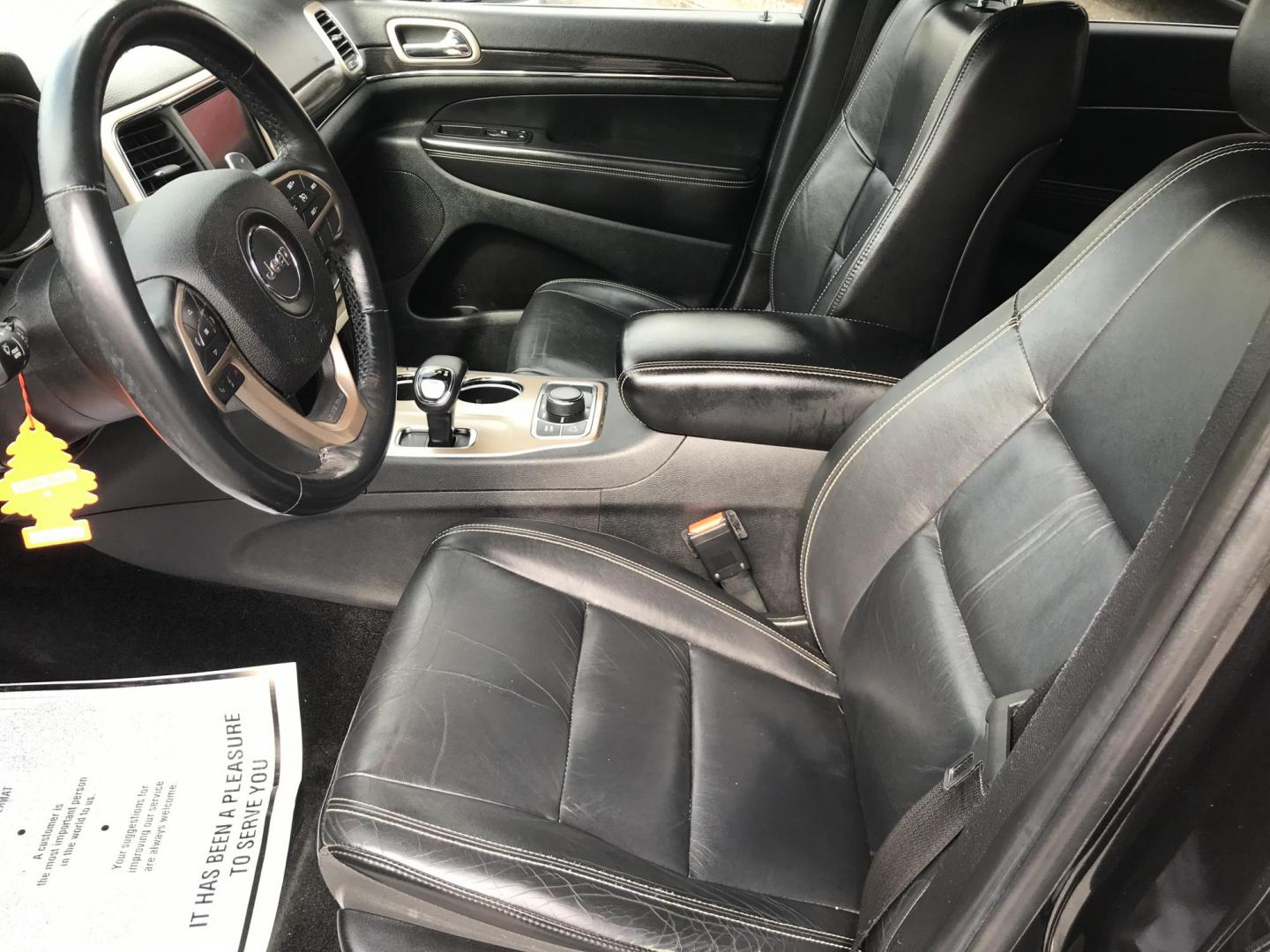 2014 Black /Black Jeep Grand Cherokee Limited 4WD (1C4RJFBG5EC) with an 3.6L V6 DOHC 24V engine, 5-Speed Automatic transmission, located at 577 Chester Pike, Prospect Park, PA, 19076, (610) 237-1015, 39.886154, -75.302338 - 2014 Jeep Grand Cherokee LIMITED: Navigation system, 4x4, backup camera, sunroof, black leather interior, SUPER CLEAN, runs LIKE NEW! This vehicle comes inspected and has been given a bumper to bumper safety check. It is very clean, reliable, and well maintained. We offer a unique pay plan that i - Photo#11