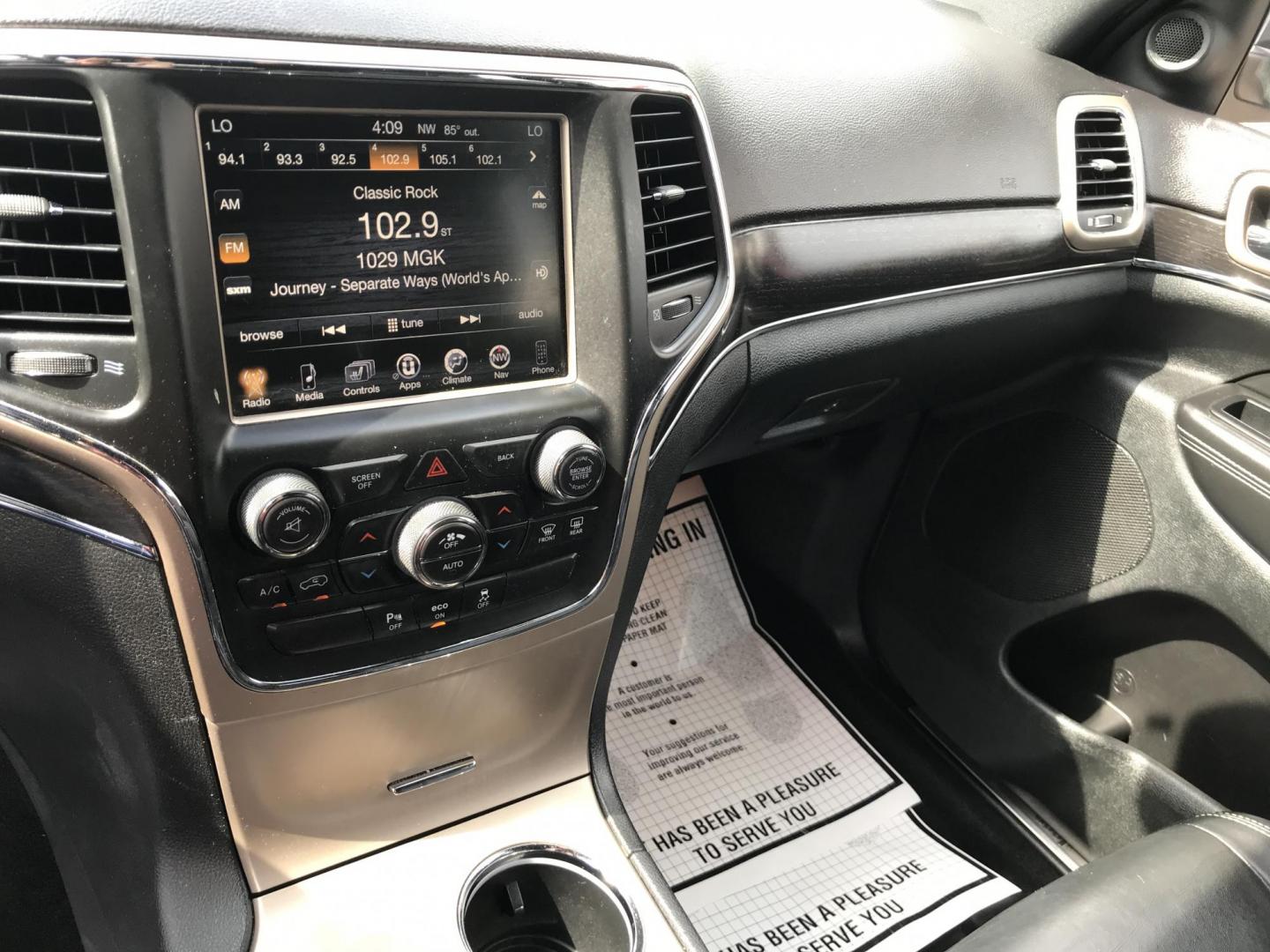 2014 Black /Black Jeep Grand Cherokee Limited 4WD (1C4RJFBG5EC) with an 3.6L V6 DOHC 24V engine, 5-Speed Automatic transmission, located at 577 Chester Pike, Prospect Park, PA, 19076, (610) 237-1015, 39.886154, -75.302338 - 2014 Jeep Grand Cherokee LIMITED: Navigation system, 4x4, backup camera, sunroof, black leather interior, SUPER CLEAN, runs LIKE NEW! This vehicle comes inspected and has been given a bumper to bumper safety check. It is very clean, reliable, and well maintained. We offer a unique pay plan that i - Photo#14