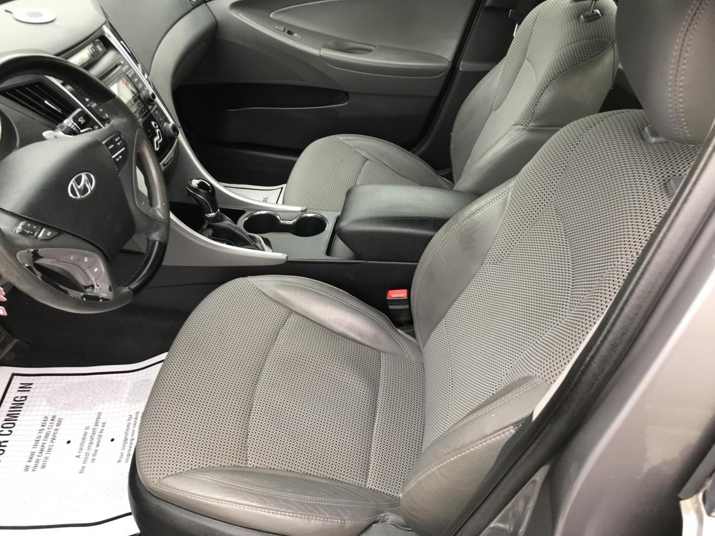 2012 Gray /Gray Hyundai Sonata Limited Auto (5NPEC4AC4CH) with an 2.4L L4 DOHC 16V engine, 6-Speed Automatic transmission, located at 577 Chester Pike, Prospect Park, PA, 19076, (610) 237-1015, 39.886154, -75.302338 - 2012 Hyundai Sonata SE: Only 127k miles, new PA inspection, SUPER CLEAN, runs LIKE NEW! This vehicle comes inspected and has been given a bumper to bumper safety check. It is very clean, reliable, and well maintained. We offer a unique pay plan that is known for being the easiest and fastest fina - Photo#9