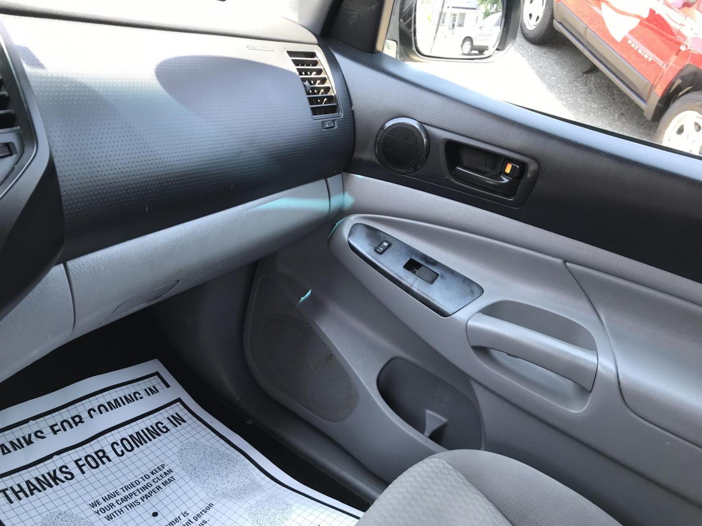 2014 Green /Black Toyota Tacoma Double Cab V6 4WD (5TFLU4EN2EX) with an 4.0L V6 DOHC 24V engine, Automatic transmission, located at 577 Chester Pike, Prospect Park, PA, 19076, (610) 237-1015, 39.886154, -75.302338 - 2014 Toyota Tacoma: Double Cab, 4x4, new PA inspection, runs STRONG! This vehicle comes inspected and has been given a bumper to bumper safety check. It is very clean, reliable, and well maintained. We offer a unique pay plan that is known for being the easiest and fastest financing option in the - Photo#16