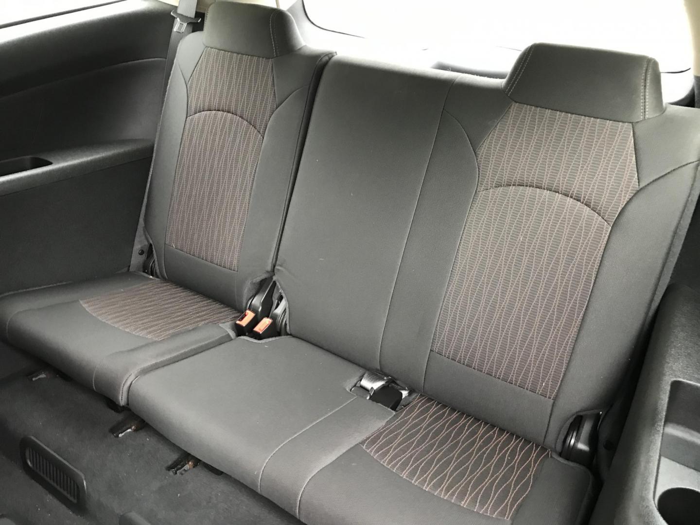 2016 Black /Gray Chevrolet Traverse 1LT AWD (1GNKVGKD5GJ) with an 3.6L V6 DOHC 24V engine, 6A transmission, located at 577 Chester Pike, Prospect Park, PA, 19076, (610) 237-1015, 39.886154, -75.302338 - Photo#18