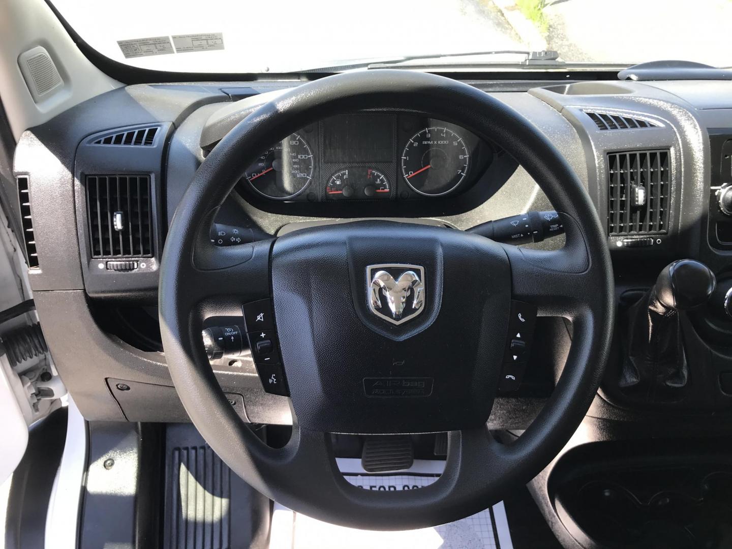 2020 White /Gray RAM Promaster 1500 Low Roof Tradesman 136-in. WB (3C6TRVAG9LE) with an 3.6L V6 engine, 6A transmission, located at 577 Chester Pike, Prospect Park, PA, 19076, (610) 237-1015, 39.886154, -75.302338 - Photo#11