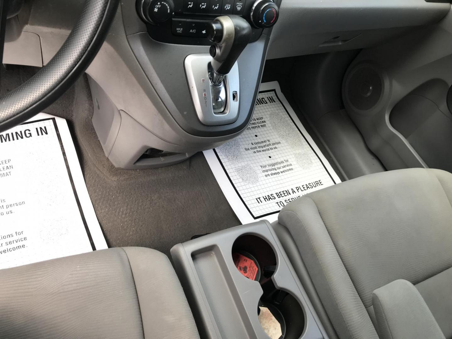 2011 Blue /Gray Honda CR-V LX (5J6RE3H37BL) with an 2.4L L4 DOHC 16V engine, 5-Speed Automatic transmission, located at 577 Chester Pike, Prospect Park, PA, 19076, (610) 237-1015, 39.886154, -75.302338 - Photo#12
