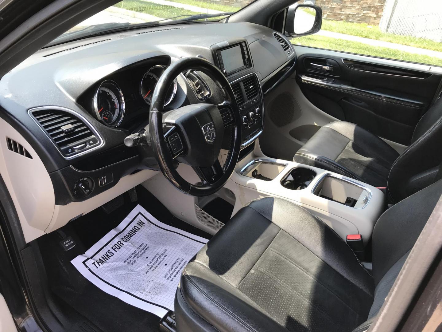 2018 Black /Black Dodge Grand Caravan SXT (2C4RDGCG2JR) with an 3.6L V6 DOHC 24V engine, 6A transmission, located at 577 Chester Pike, Prospect Park, PA, 19076, (610) 237-1015, 39.886154, -75.302338 - 2018 Dodge Grand Caravan: Stow and go seating, backup camera, automatic sliding doors, new PA inspection, runs LIKE NEW! This vehicle comes inspected and has been given a bumper to bumper safety check. It is very clean, reliable, and well maintained. We offer a unique pay plan that is known for b - Photo#7