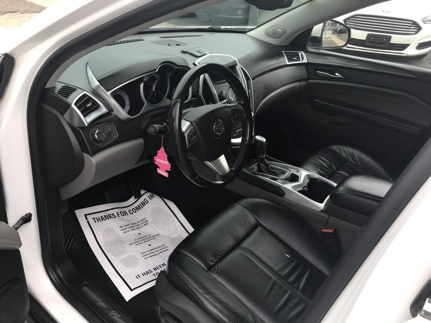 2011 White /Black Cadillac SRX (3GYFNGEY2BS) with an 3.0L V6 DOHC 24V engine, 6-Speed Automatic transmission, located at 577 Chester Pike, Prospect Park, PA, 19076, (610) 237-1015, 39.886154, -75.302338 - 2011 Cadillac SRX: Only 128k miles, new PA inspection, black leather interior, SUPER CLEAN, runs LIKE NEW! This vehicle comes inspected and has been given a bumper to bumper safety check. It is very clean, reliable, and well maintained. We offer a unique pay plan that is known for being the easie - Photo#7
