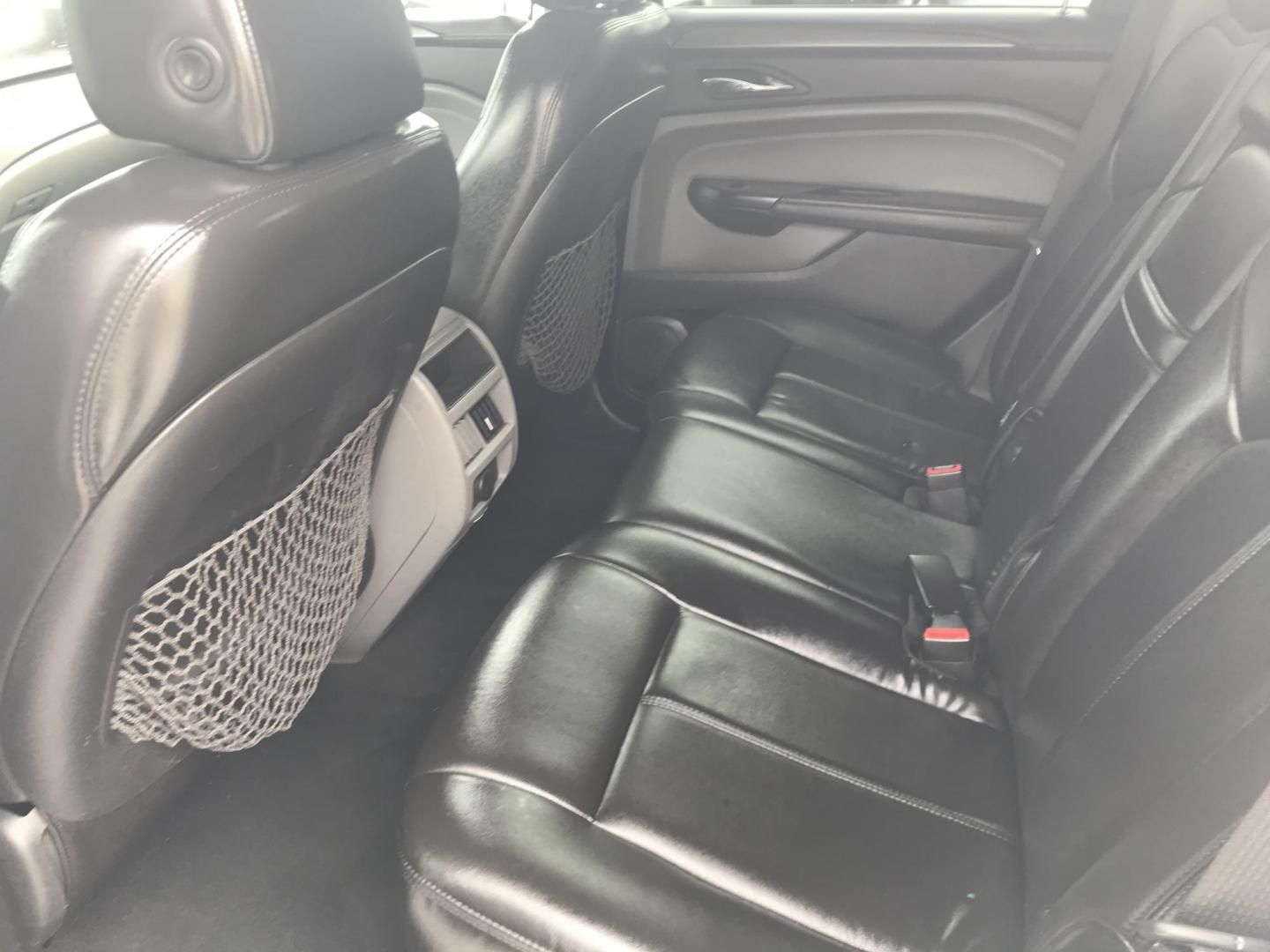 2011 White /Black Cadillac SRX (3GYFNGEY2BS) with an 3.0L V6 DOHC 24V engine, 6-Speed Automatic transmission, located at 577 Chester Pike, Prospect Park, PA, 19076, (610) 237-1015, 39.886154, -75.302338 - 2011 Cadillac SRX: Only 128k miles, new PA inspection, black leather interior, SUPER CLEAN, runs LIKE NEW! This vehicle comes inspected and has been given a bumper to bumper safety check. It is very clean, reliable, and well maintained. We offer a unique pay plan that is known for being the easie - Photo#14